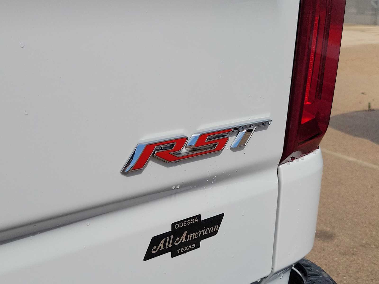 Thumbnail: 2026 Chevrolet Silverado 1500 - 11