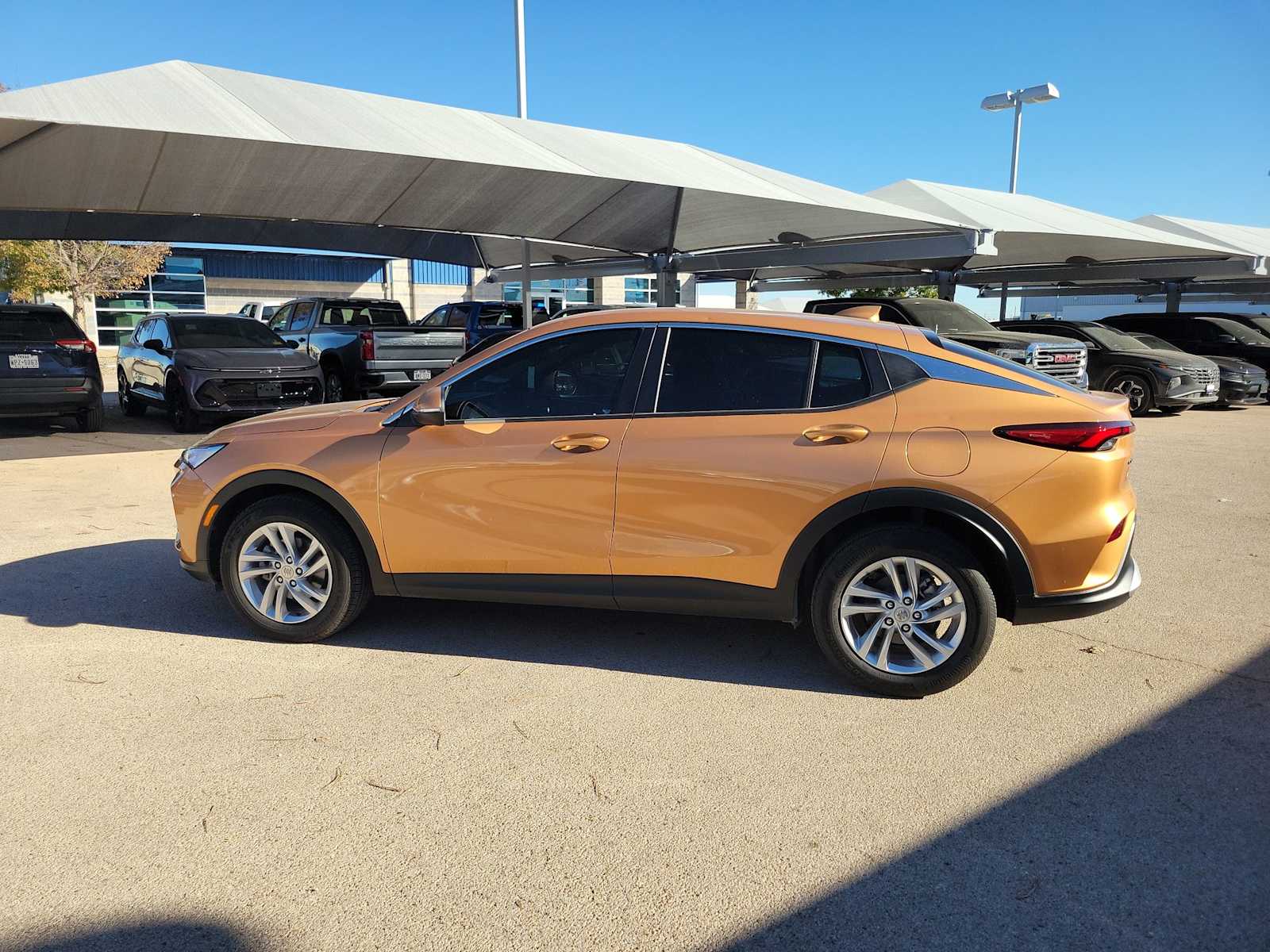 Thumbnail: 2024 Buick Envista - 3