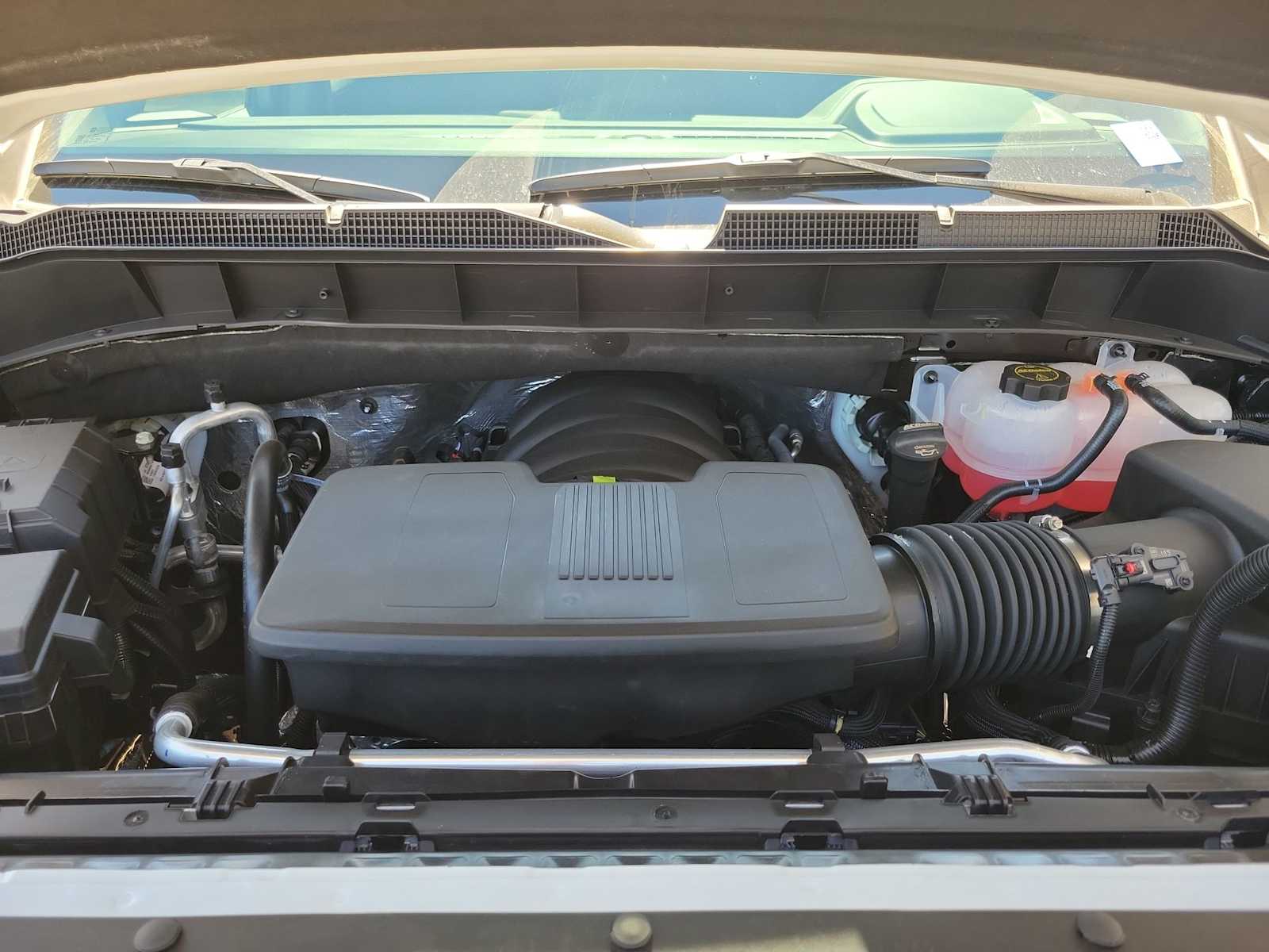 Thumbnail: 2026 Chevrolet Silverado 1500 - 5