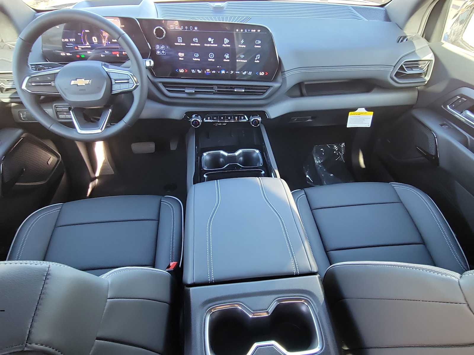 Thumbnail: 2025 Chevrolet Silverado EV - 10