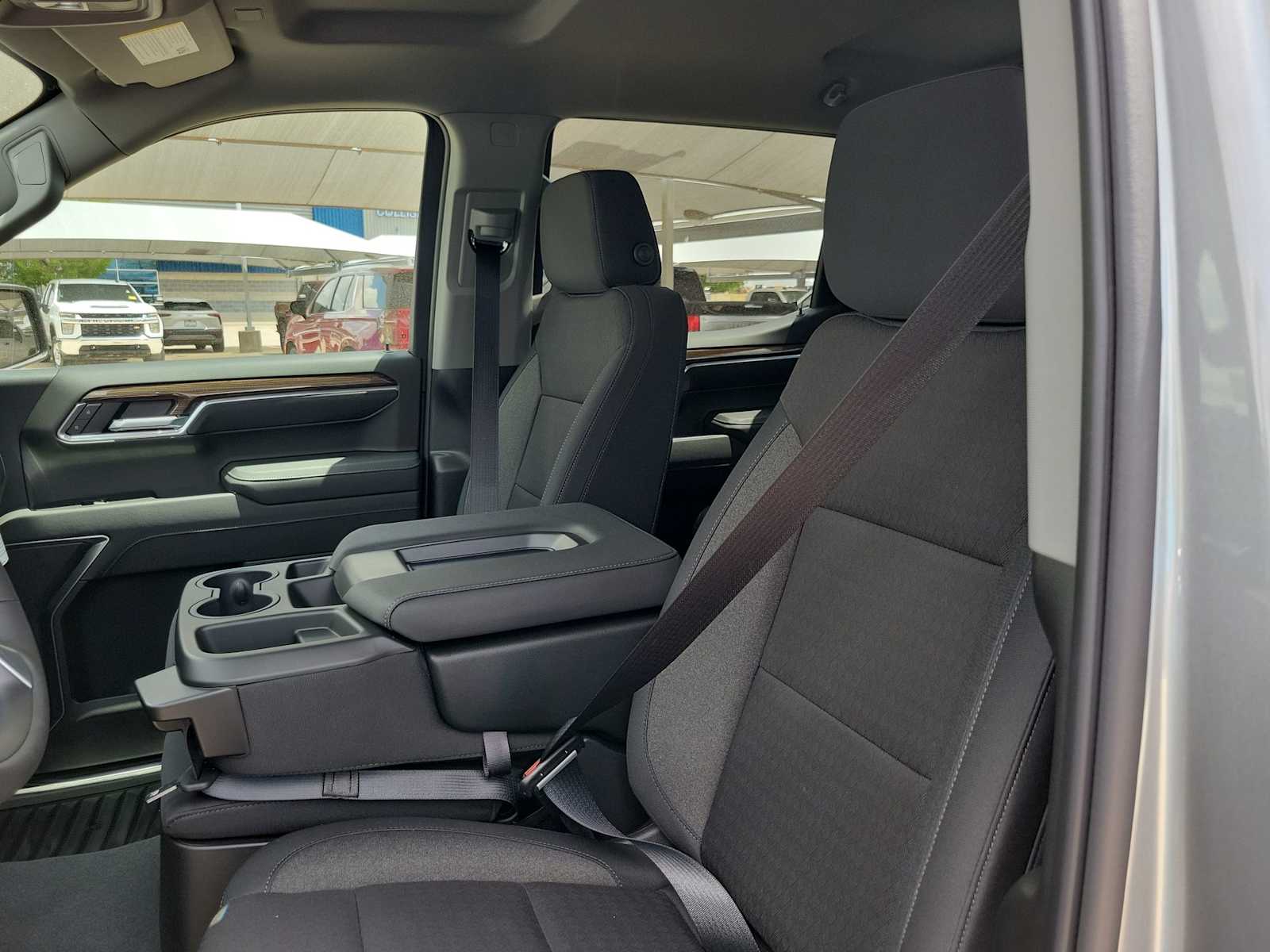 Thumbnail: 2026 Chevrolet Silverado 1500 - 11