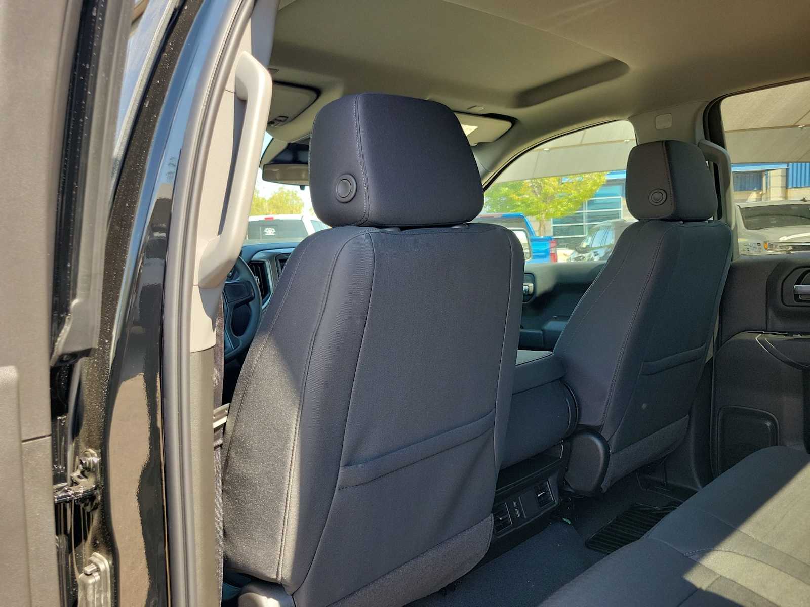 Thumbnail: 2026 Chevrolet Silverado 1500 - 12