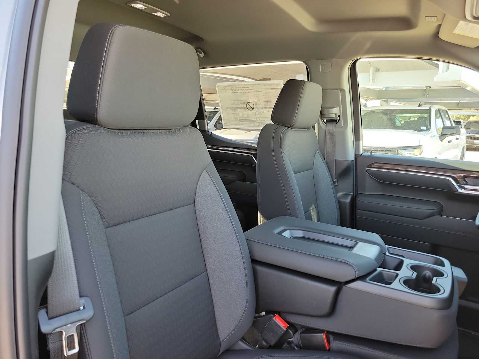 Thumbnail: 2026 Chevrolet Silverado 1500 - 14