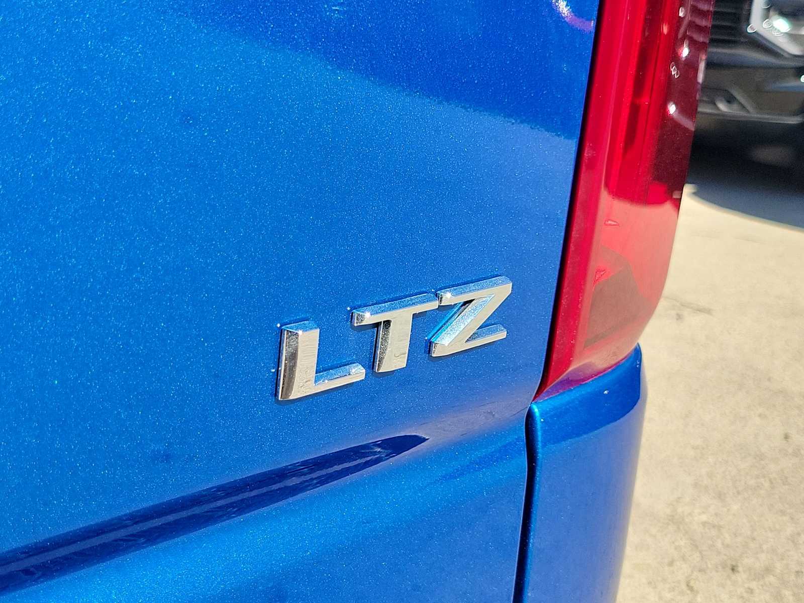 Thumbnail: 2023 Chevrolet Silverado 1500 - 7