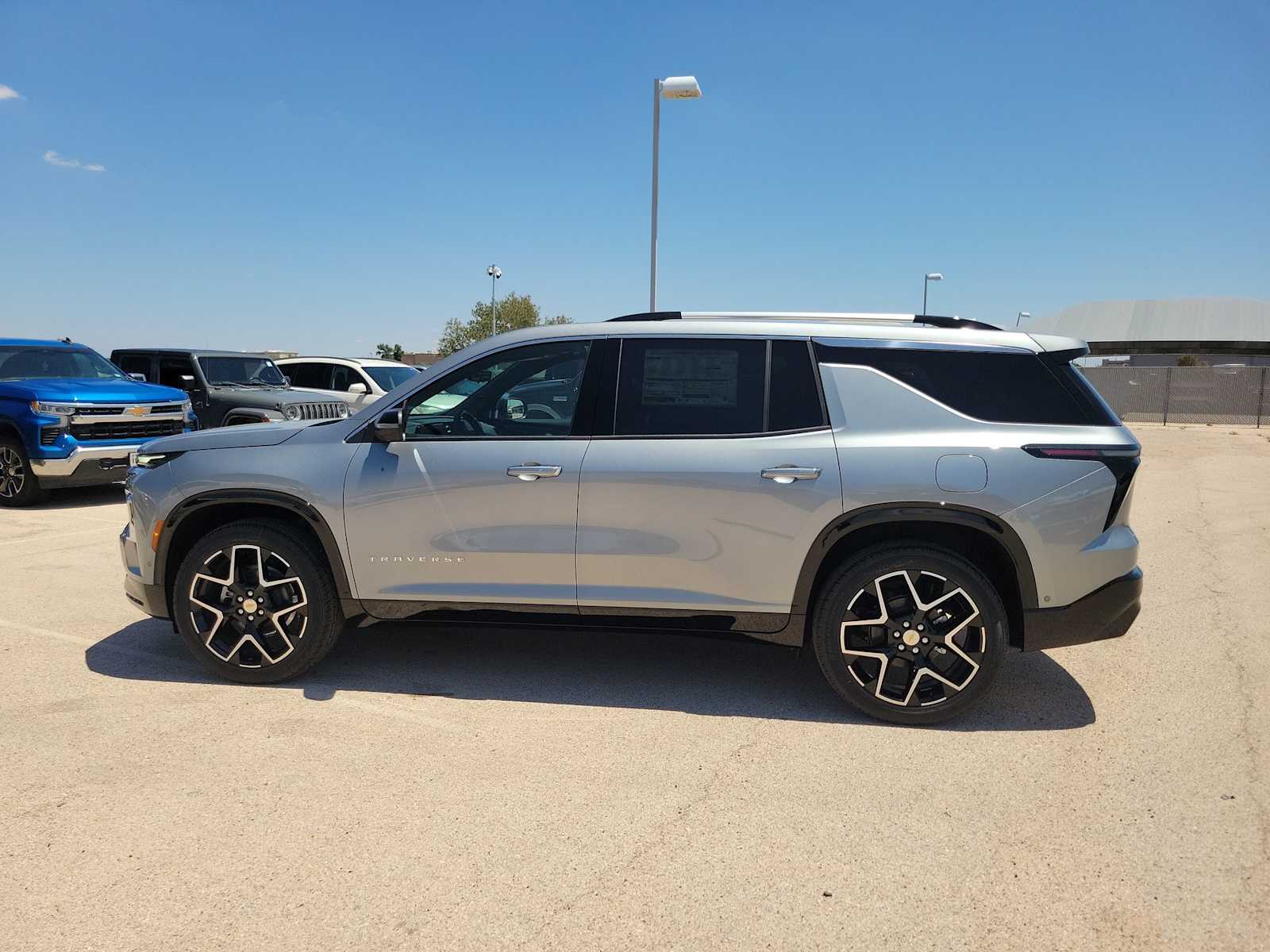 Thumbnail: 2026 Chevrolet Traverse - 5