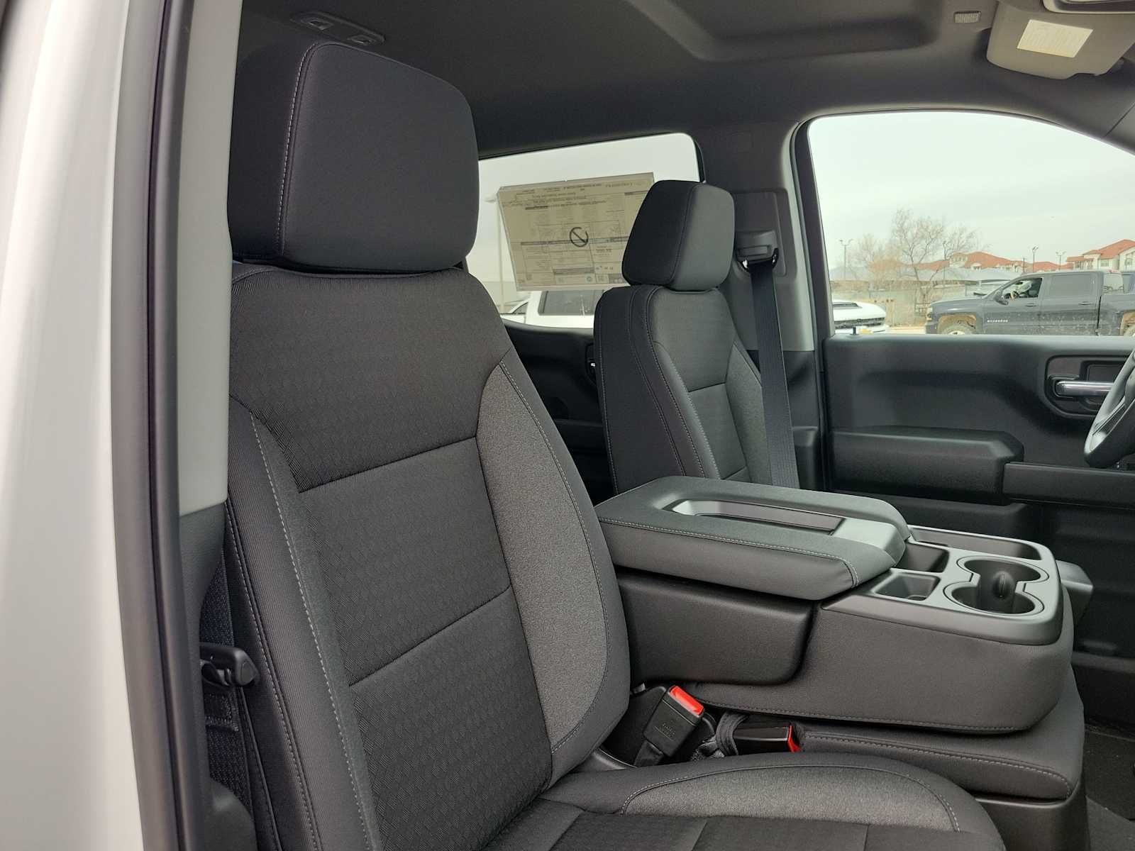 Thumbnail: 2026 Chevrolet Silverado 1500 - 10