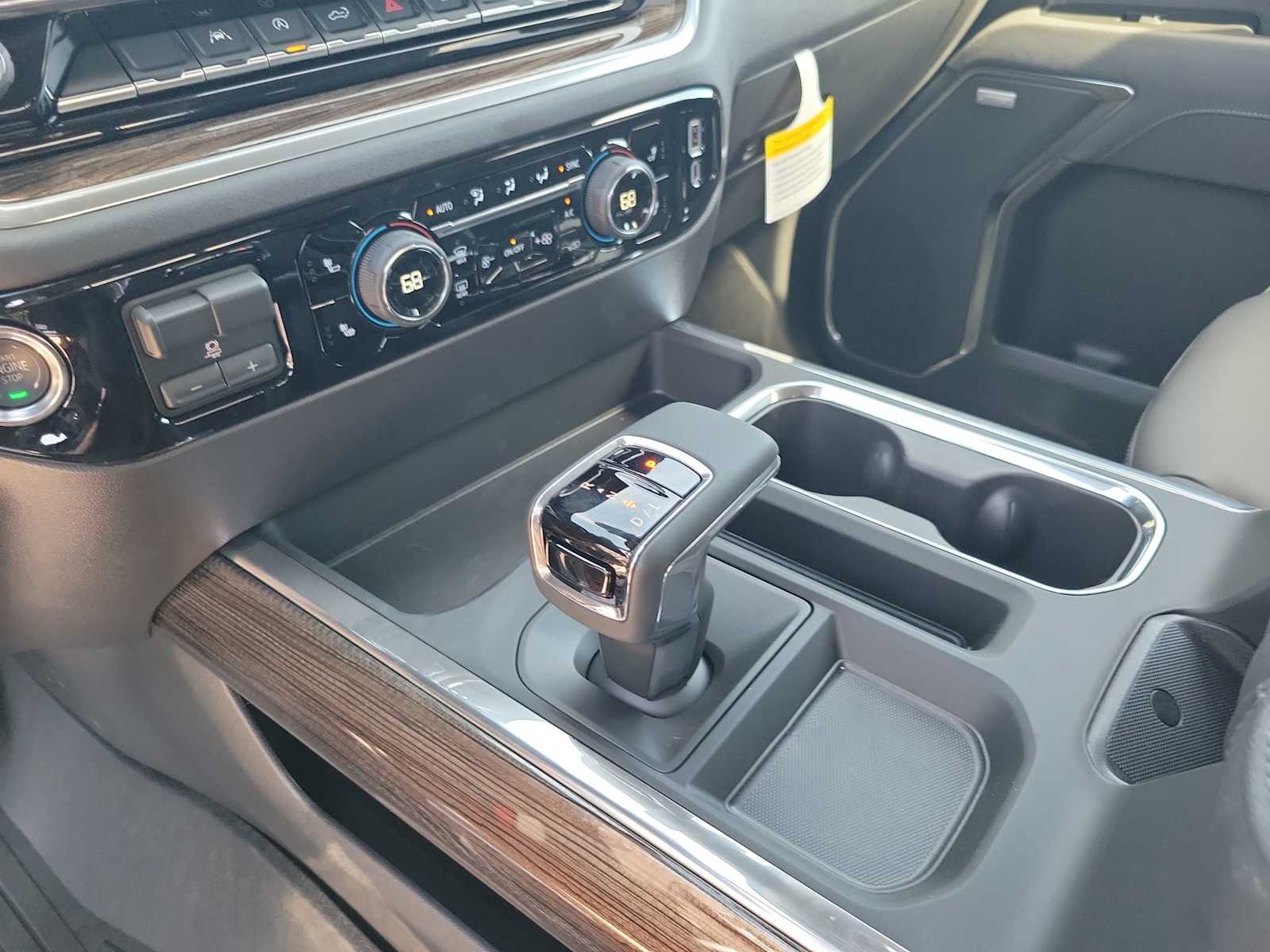 Thumbnail: 2026 Chevrolet Silverado 1500 - 17