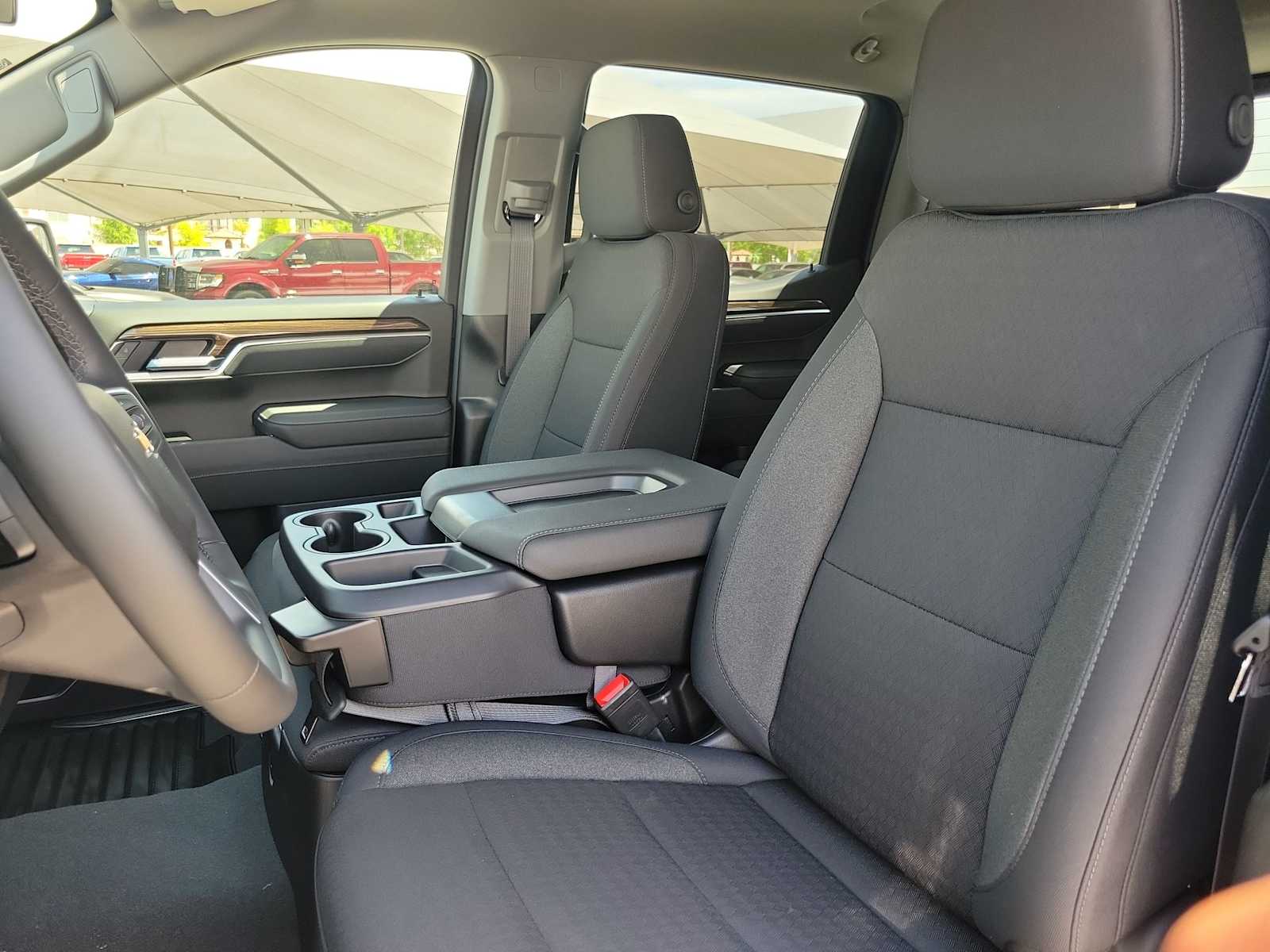 Thumbnail: 2026 Chevrolet Silverado 1500 - 15