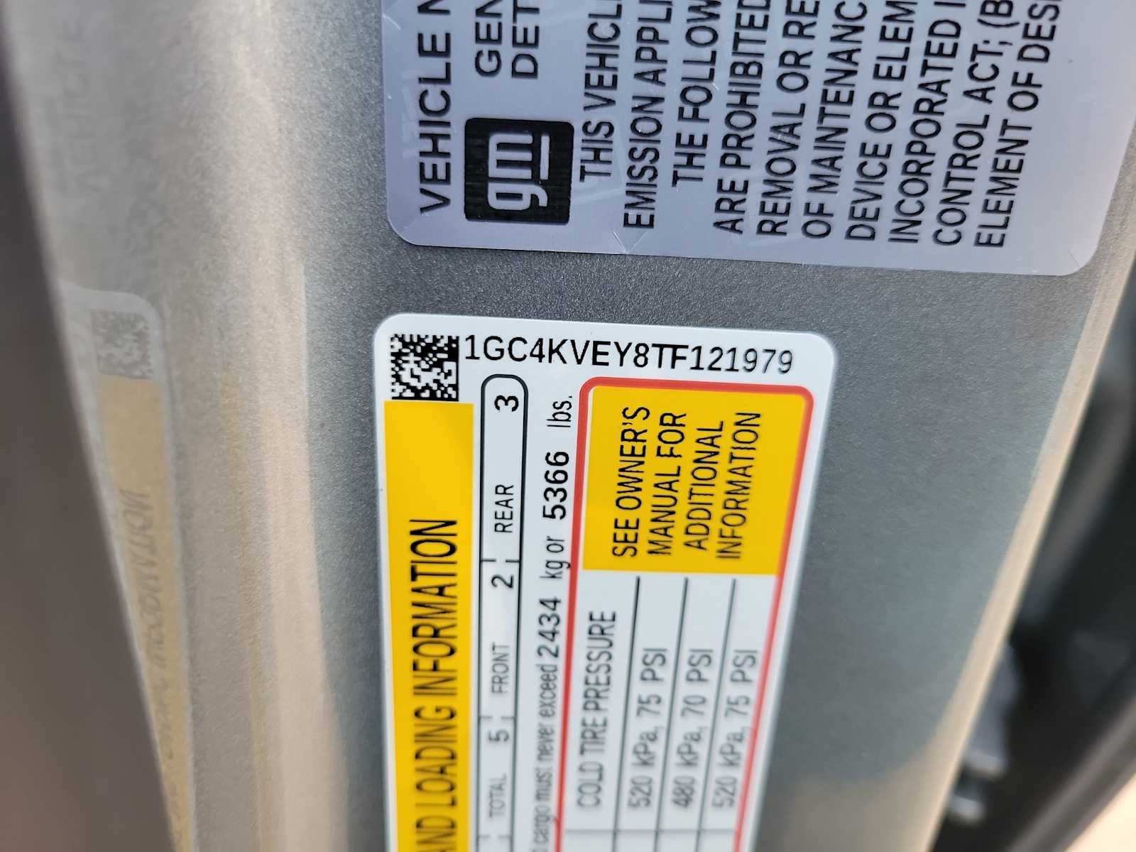 Thumbnail: 2026 Chevrolet Silverado 3500 - 21