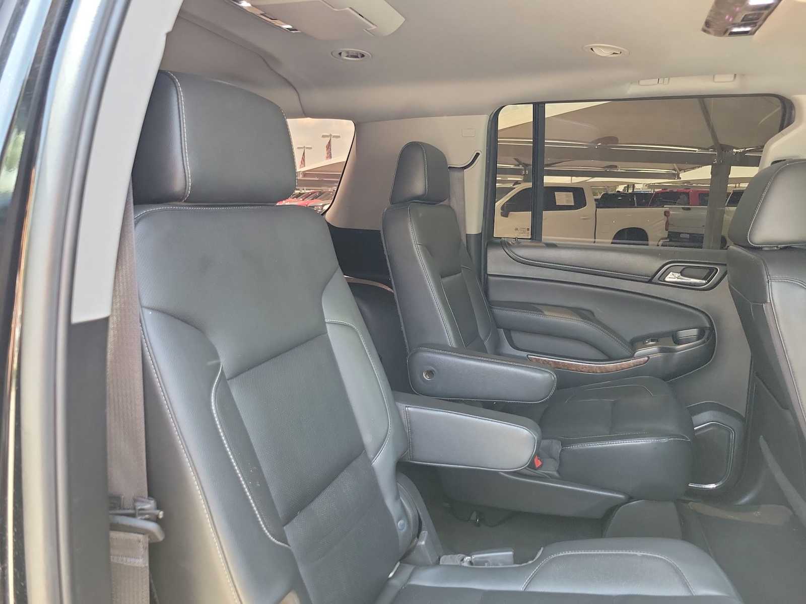 Thumbnail: 2017 Chevrolet Suburban - 13