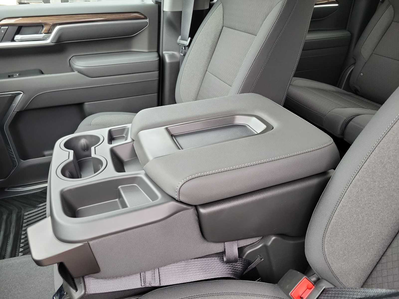 Thumbnail: 2026 Chevrolet Silverado 1500 - 16