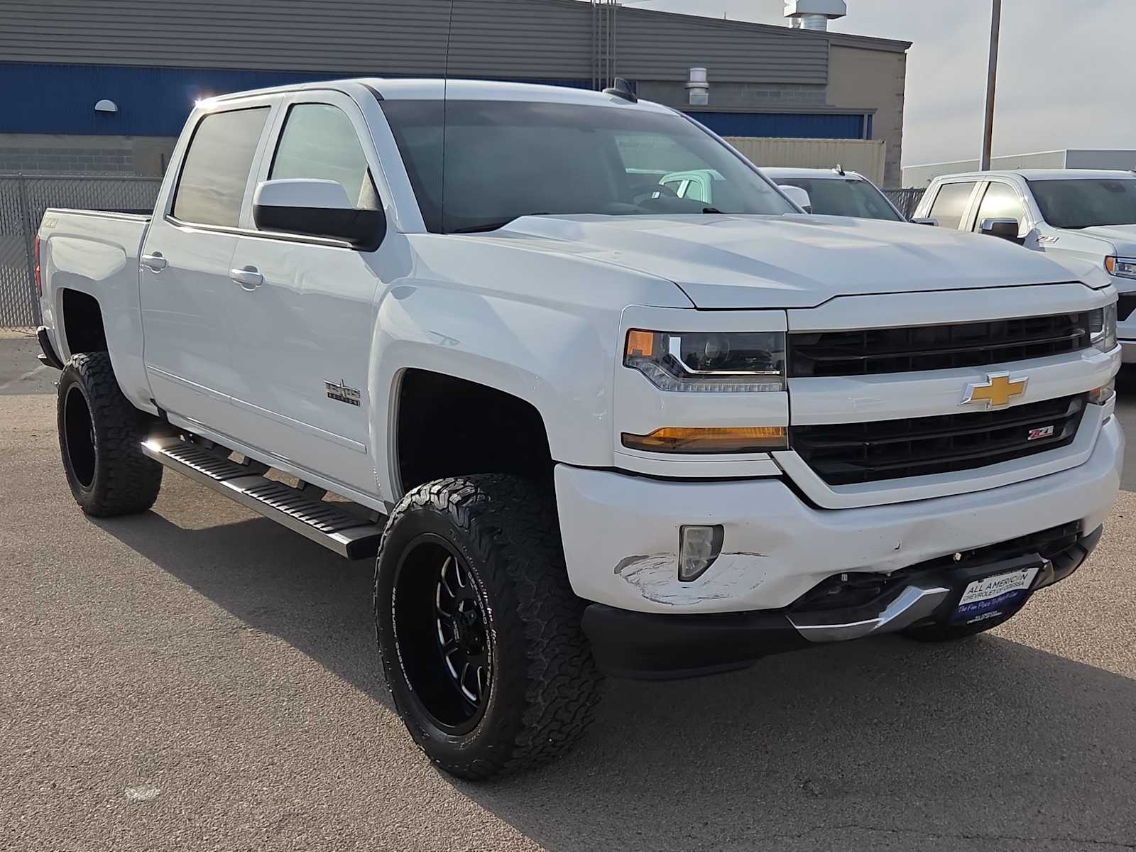 Thumbnail: 2018 Chevrolet Silverado 1500 - 6