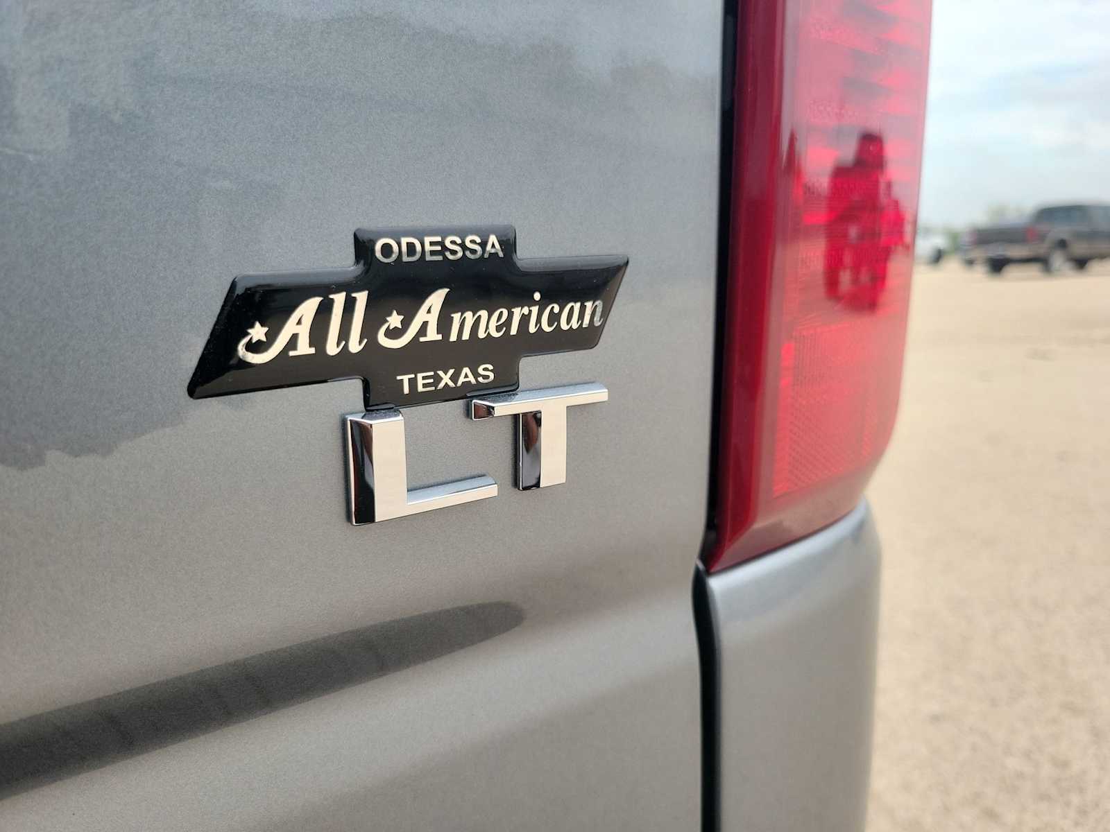 Thumbnail: 2026 Chevrolet Silverado 1500 - 11