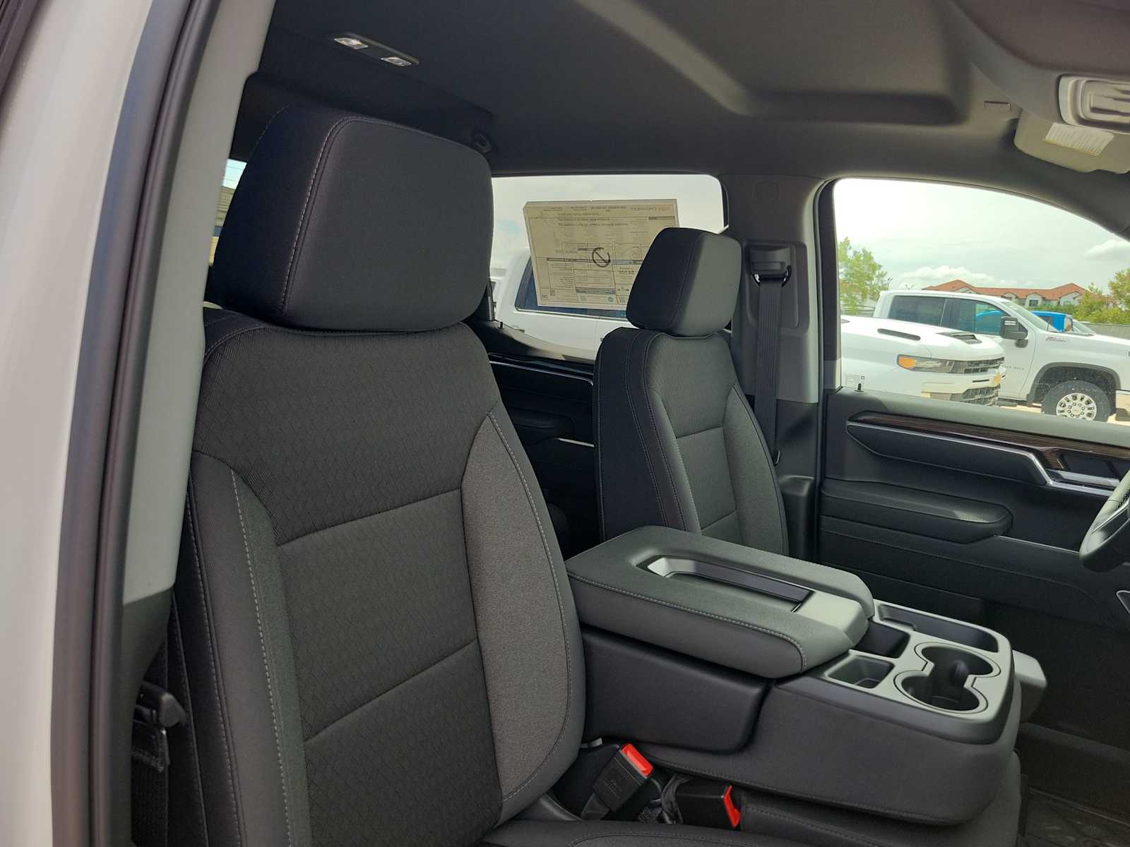 Thumbnail: 2026 Chevrolet Silverado 1500 - 18
