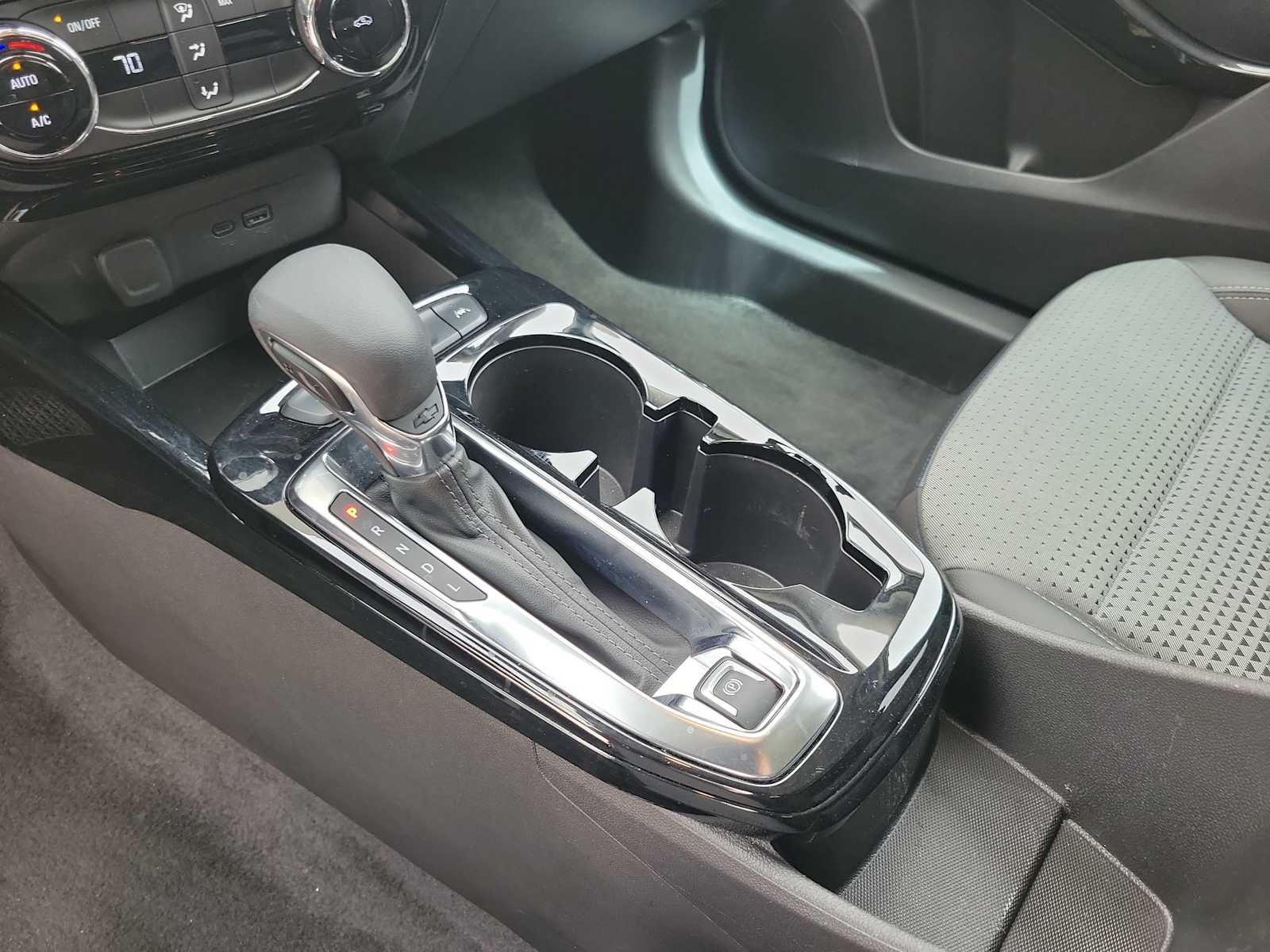 Thumbnail: 2025 Chevrolet Trax - 13