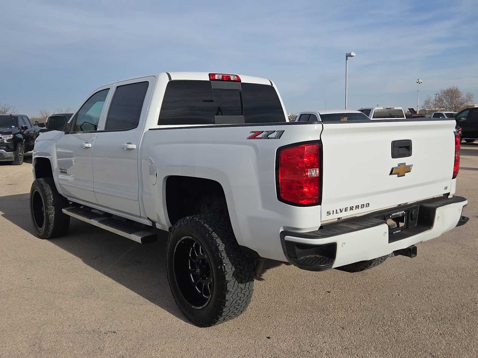 Thumbnail: 2018 Chevrolet Silverado 1500 - 4