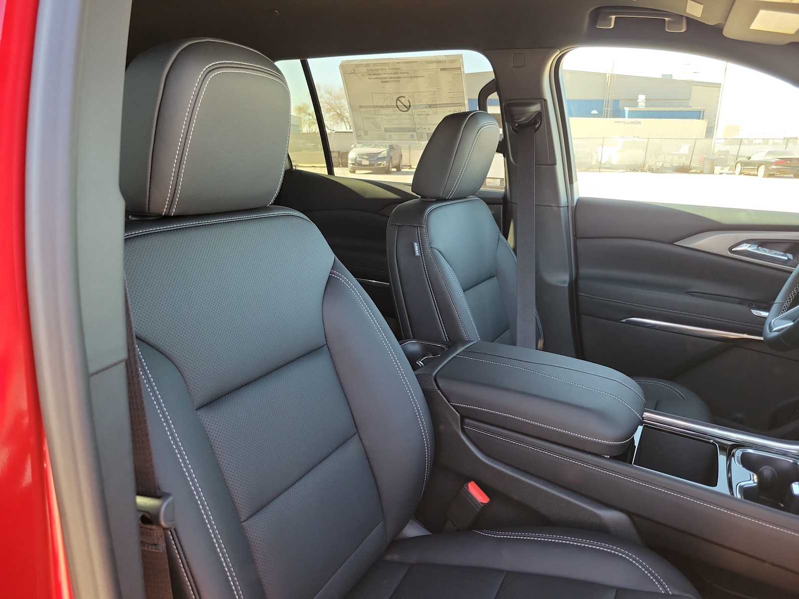 Thumbnail: 2026 Chevrolet Traverse - 14