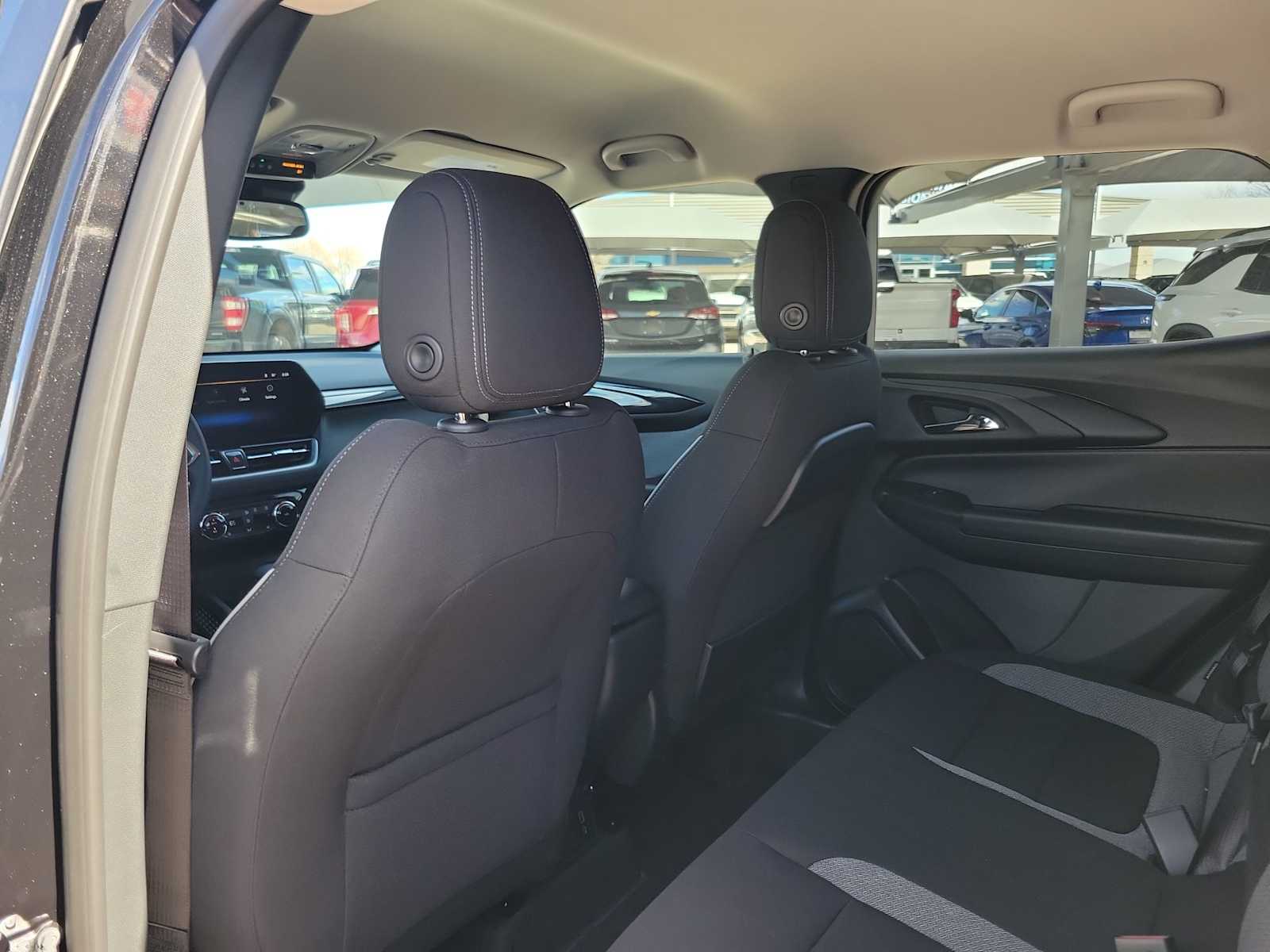 Thumbnail: 2026 Chevrolet TrailBlazer - 12