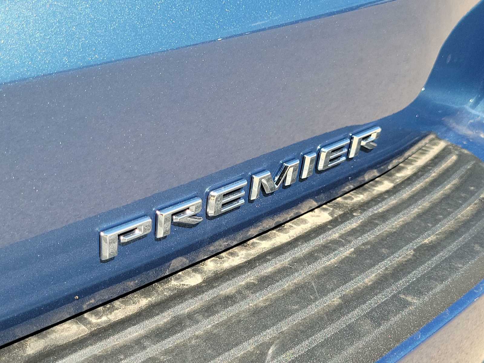 Thumbnail: 2026 Chevrolet Suburban - 7