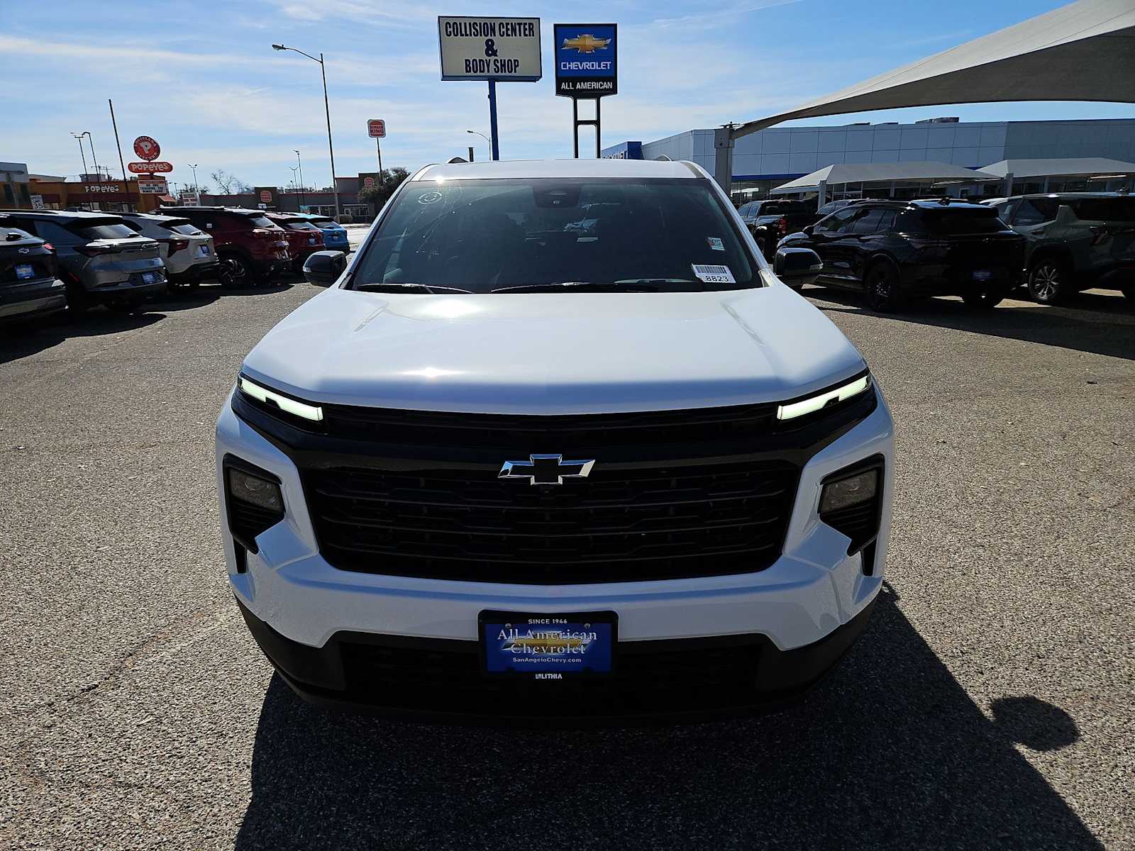 Thumbnail: 2026 Chevrolet Traverse - 3