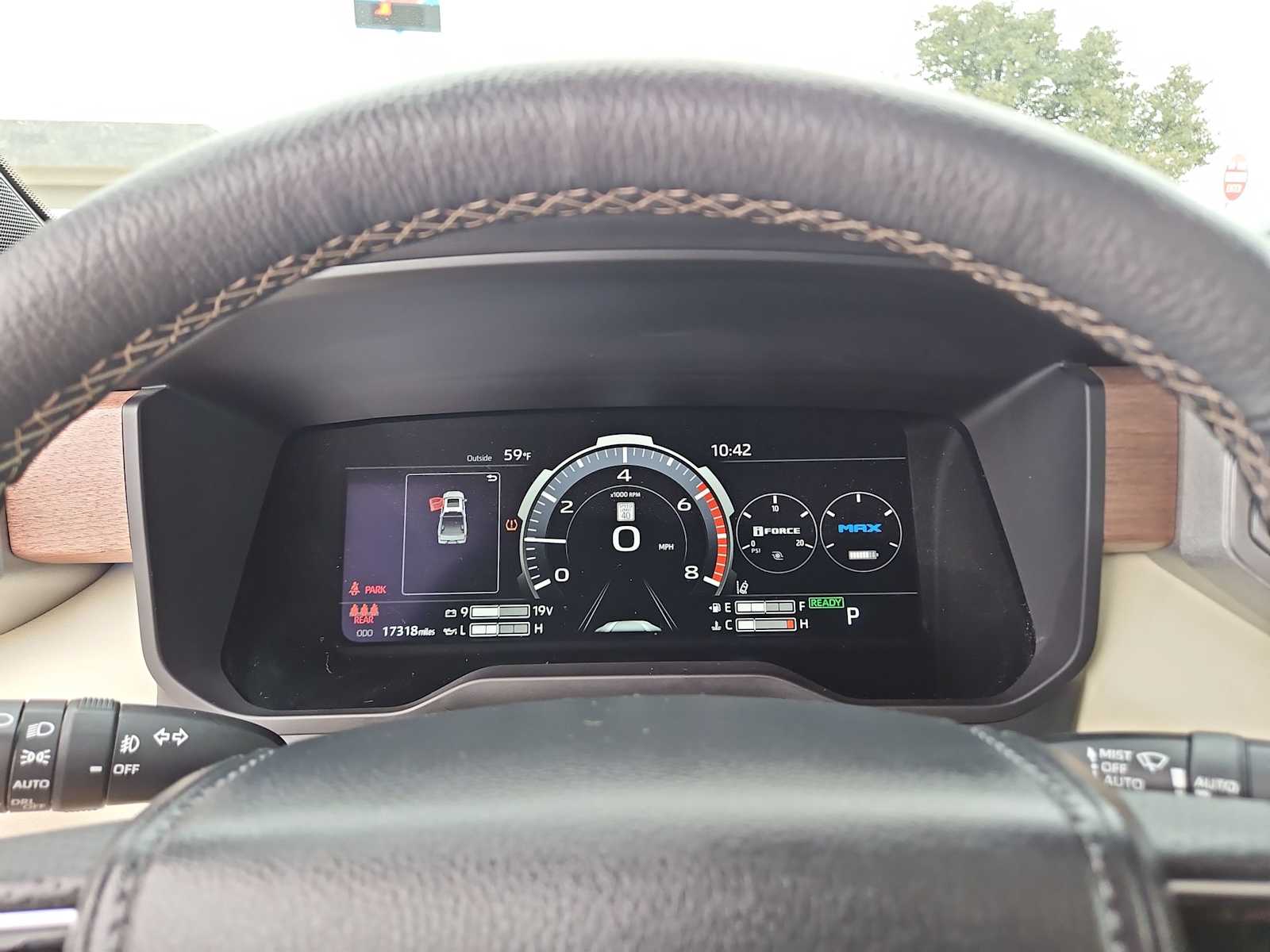 Thumbnail: 2023 Toyota Tundra - 21