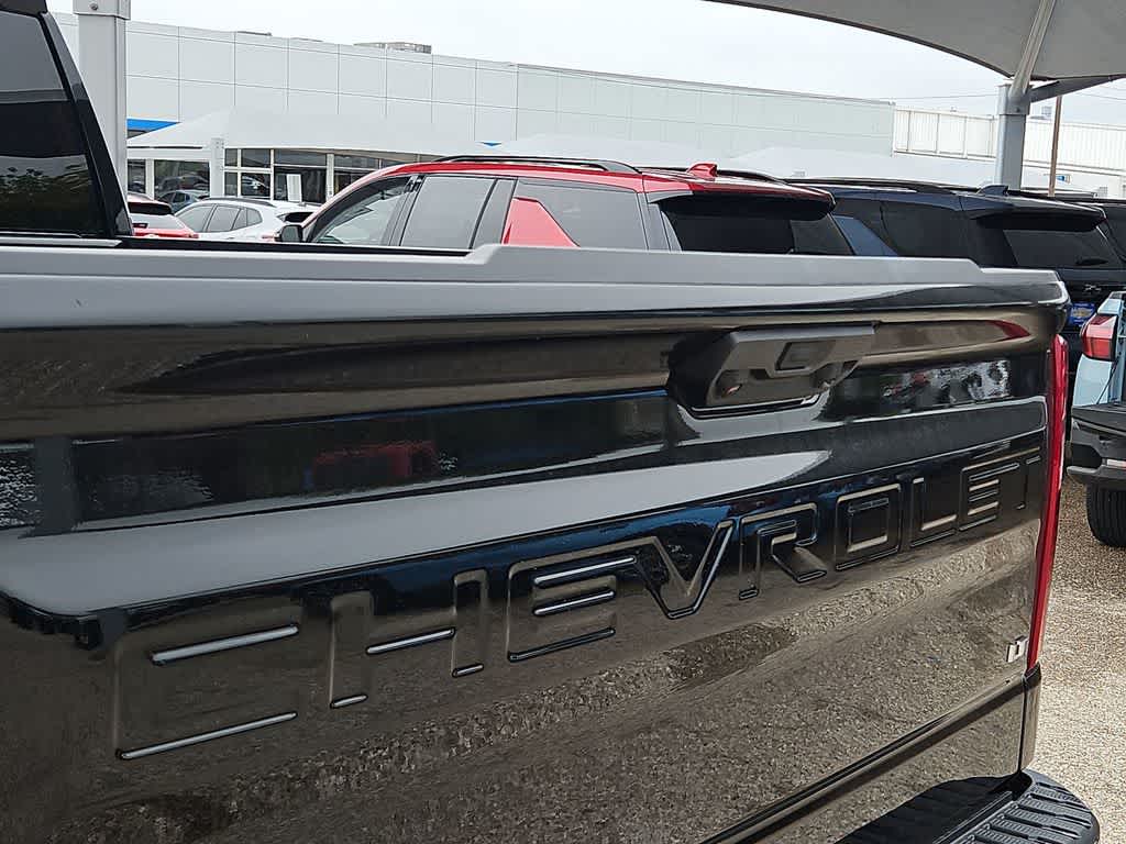 Thumbnail: 2026 Chevrolet Silverado 1500 - 11