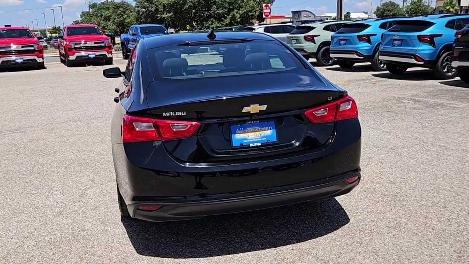 Thumbnail: 2024 Chevrolet Malibu - 6