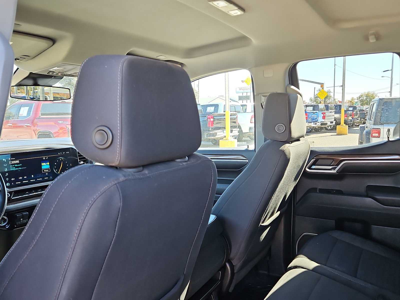 Thumbnail: 2023 Chevrolet Silverado 1500 - 14