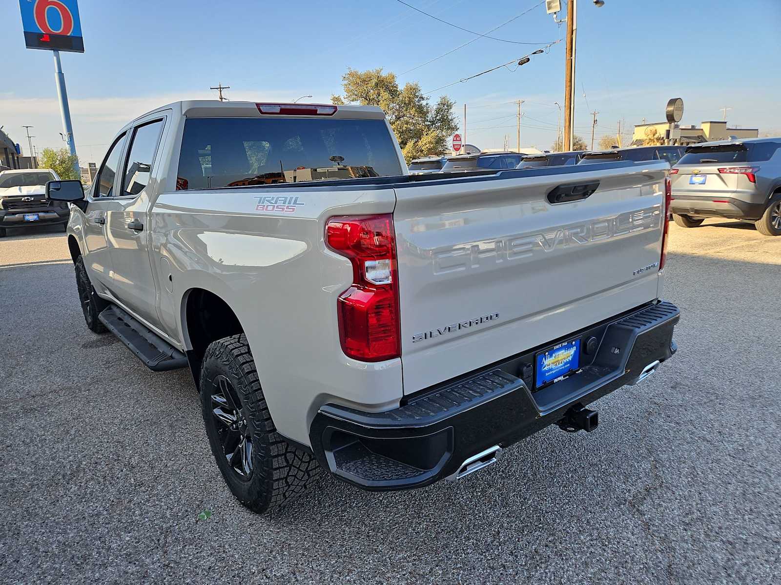 Thumbnail: 2026 Chevrolet Silverado 1500 - 6