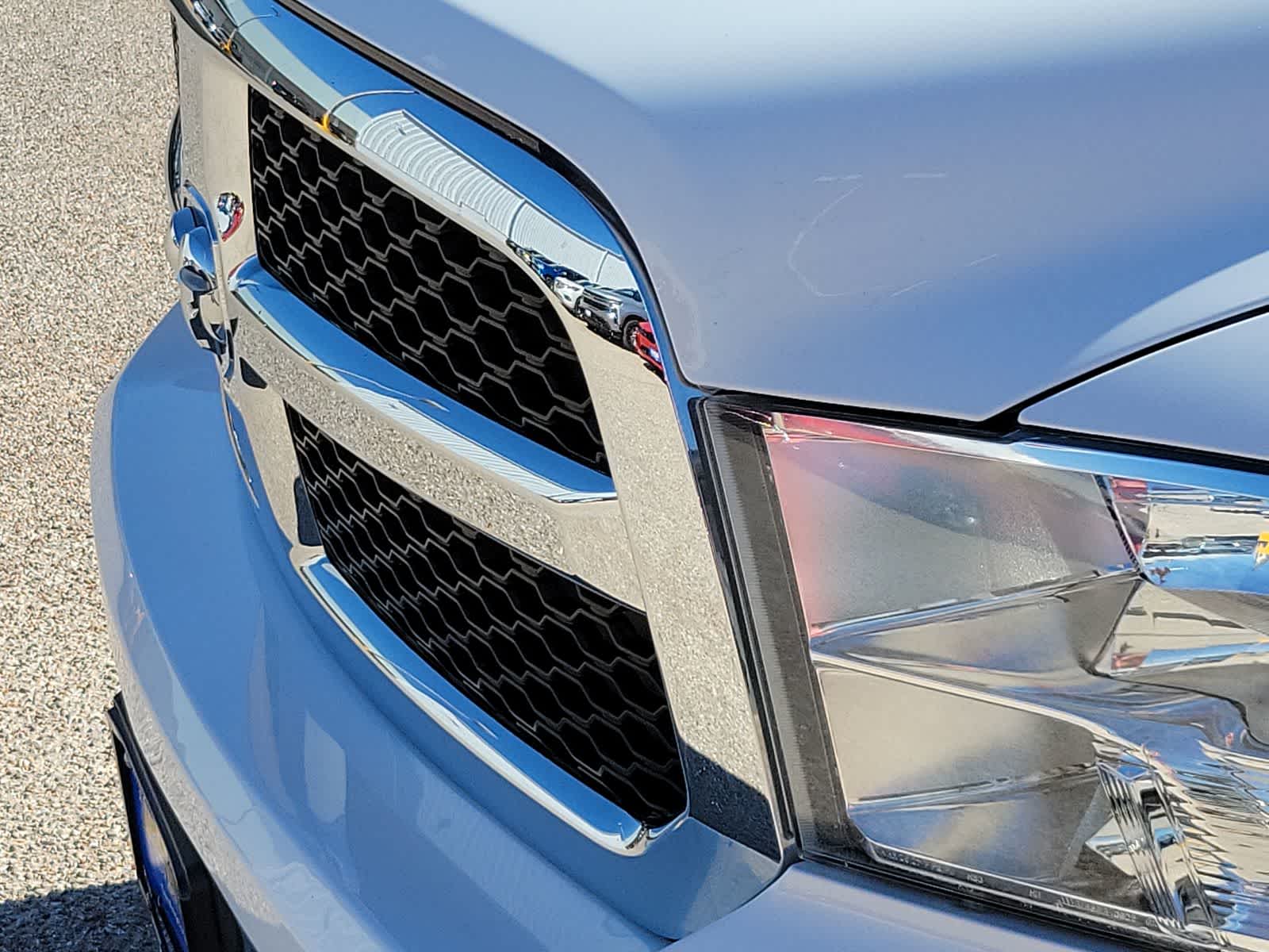 Thumbnail: 2021 RAM 1500 Classic - 17