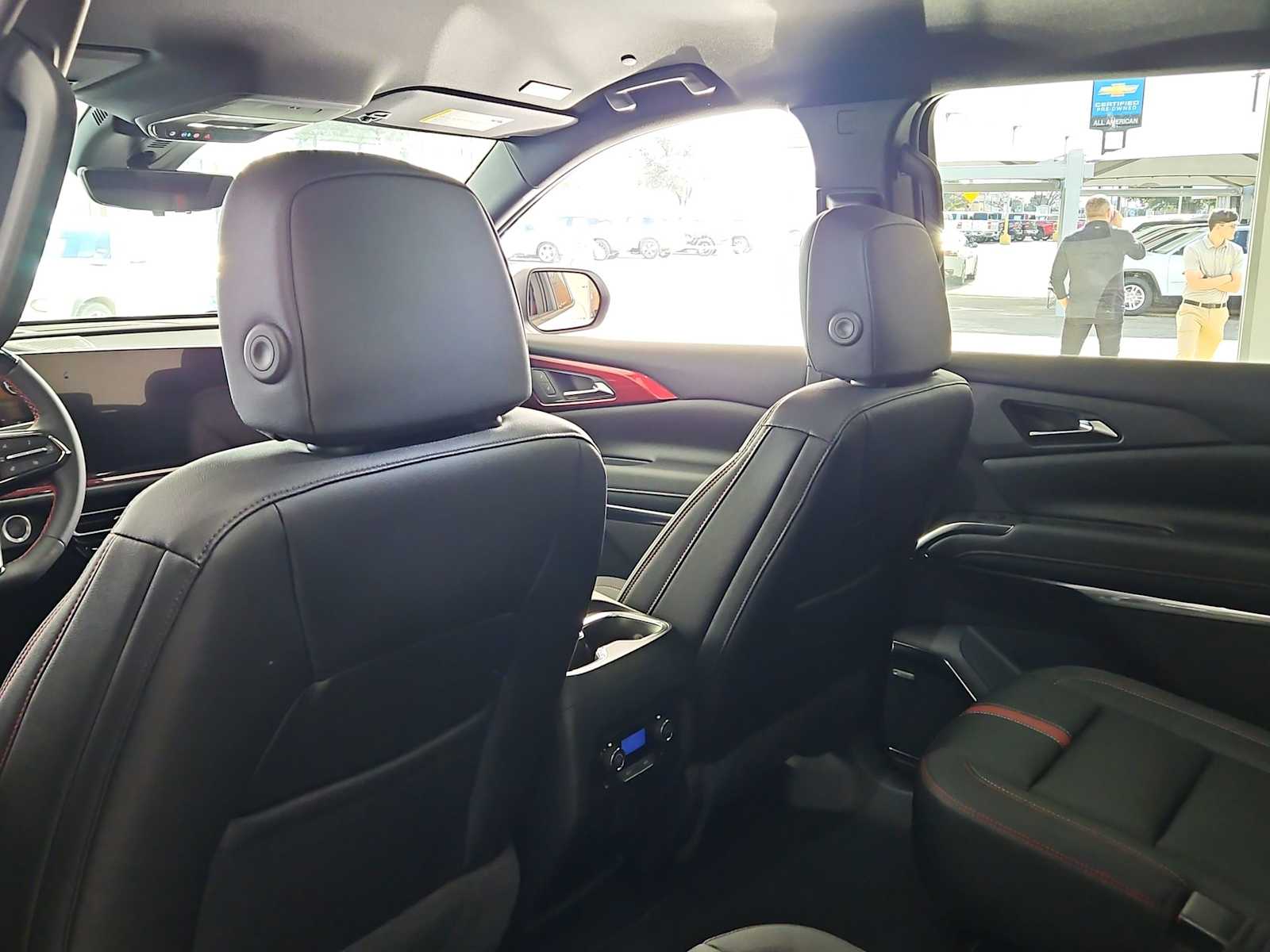 Thumbnail: 2026 Chevrolet Traverse - 8