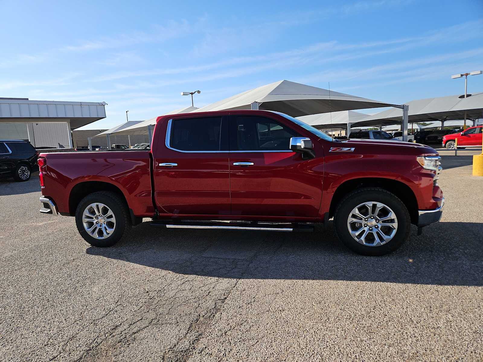 Thumbnail: 2026 Chevrolet Silverado 1500 - 9