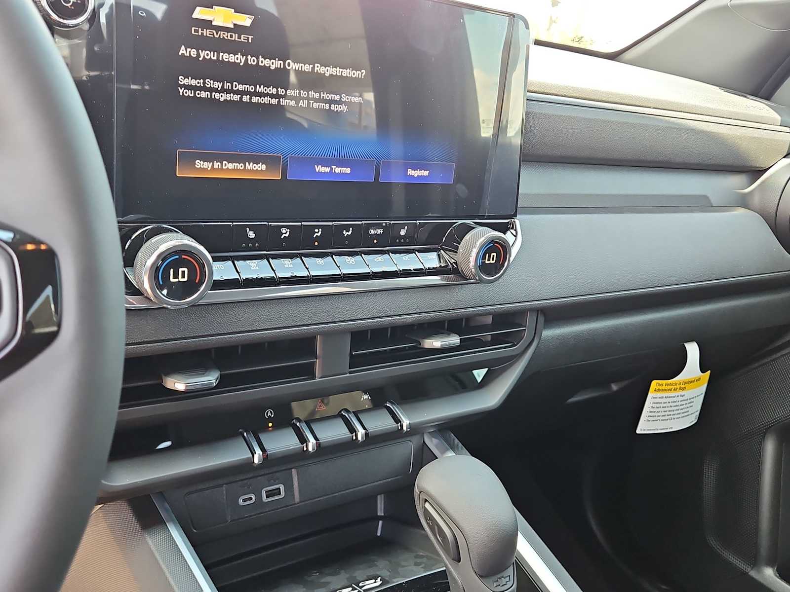 Thumbnail: 2026 Chevrolet Colorado - 28