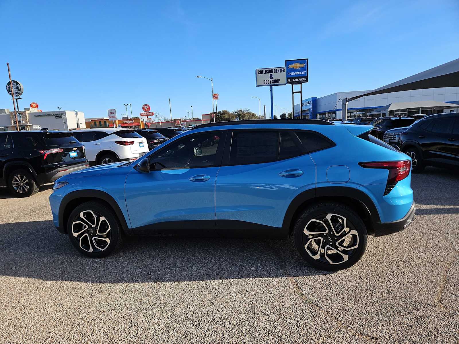 Thumbnail: 2026 Chevrolet Trax - 5