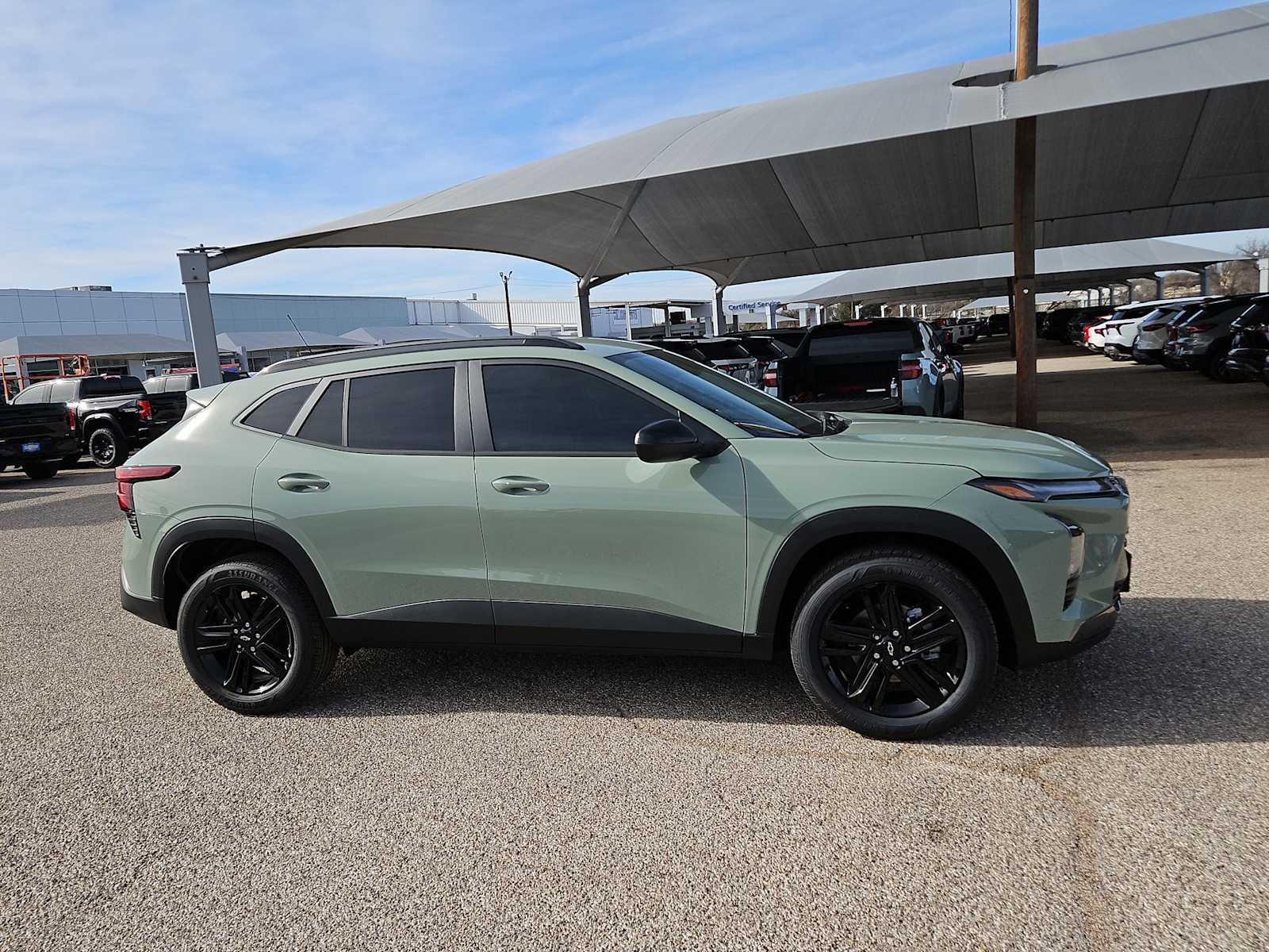 Thumbnail: 2026 Chevrolet Trax - 9