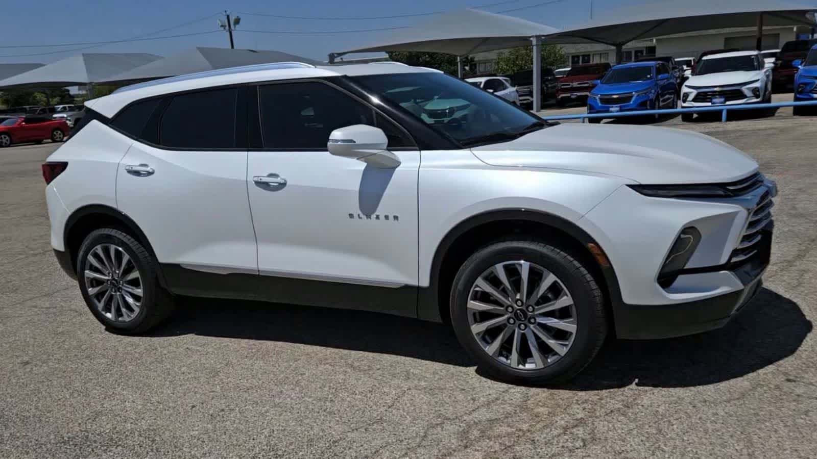 Thumbnail: 2024 Chevrolet Blazer - 9