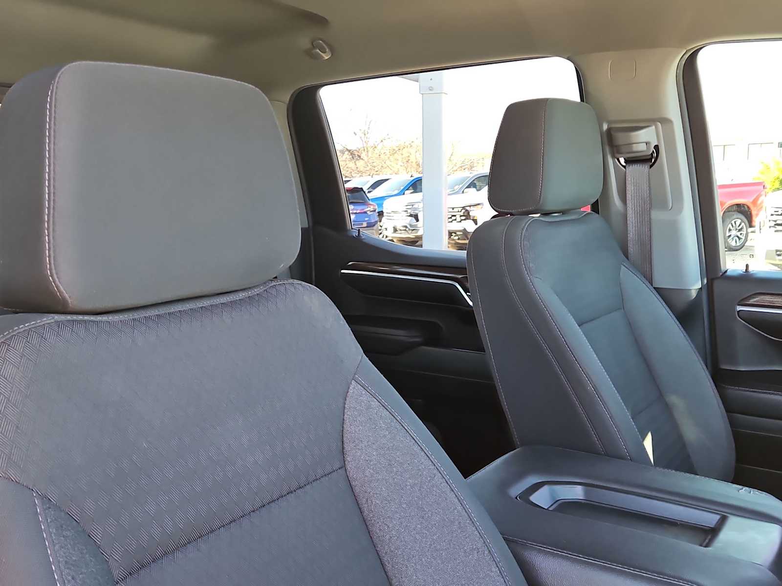 Thumbnail: 2022 Chevrolet Silverado 1500 - 18