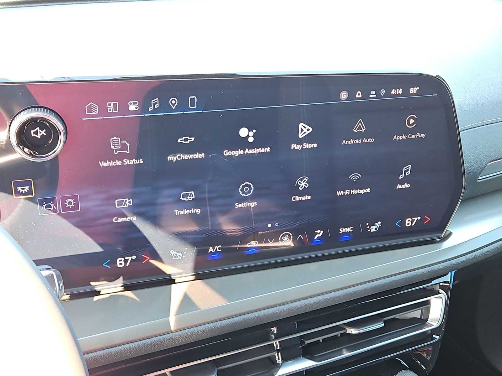 Thumbnail: 2026 Chevrolet Traverse - 24