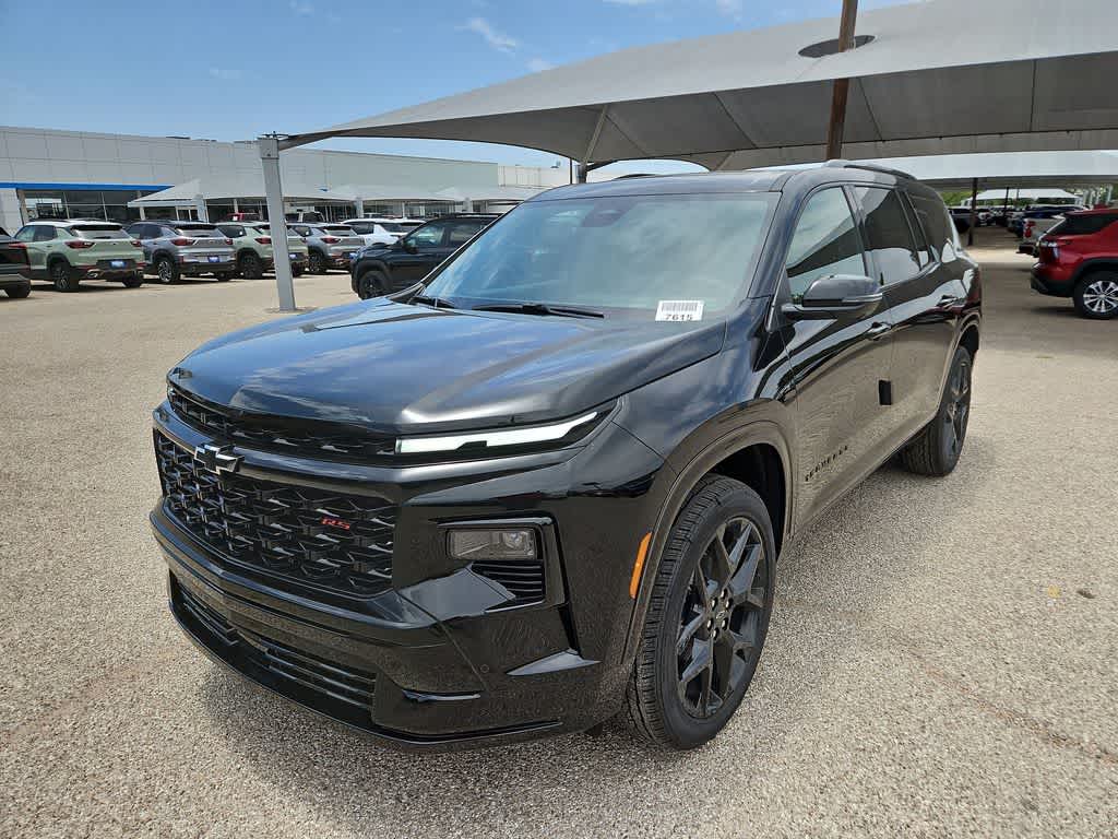 Thumbnail: 2026 Chevrolet Traverse - 4