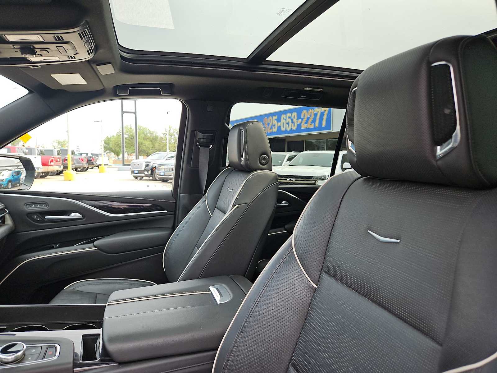 Thumbnail: 2023 Cadillac Escalade - 14