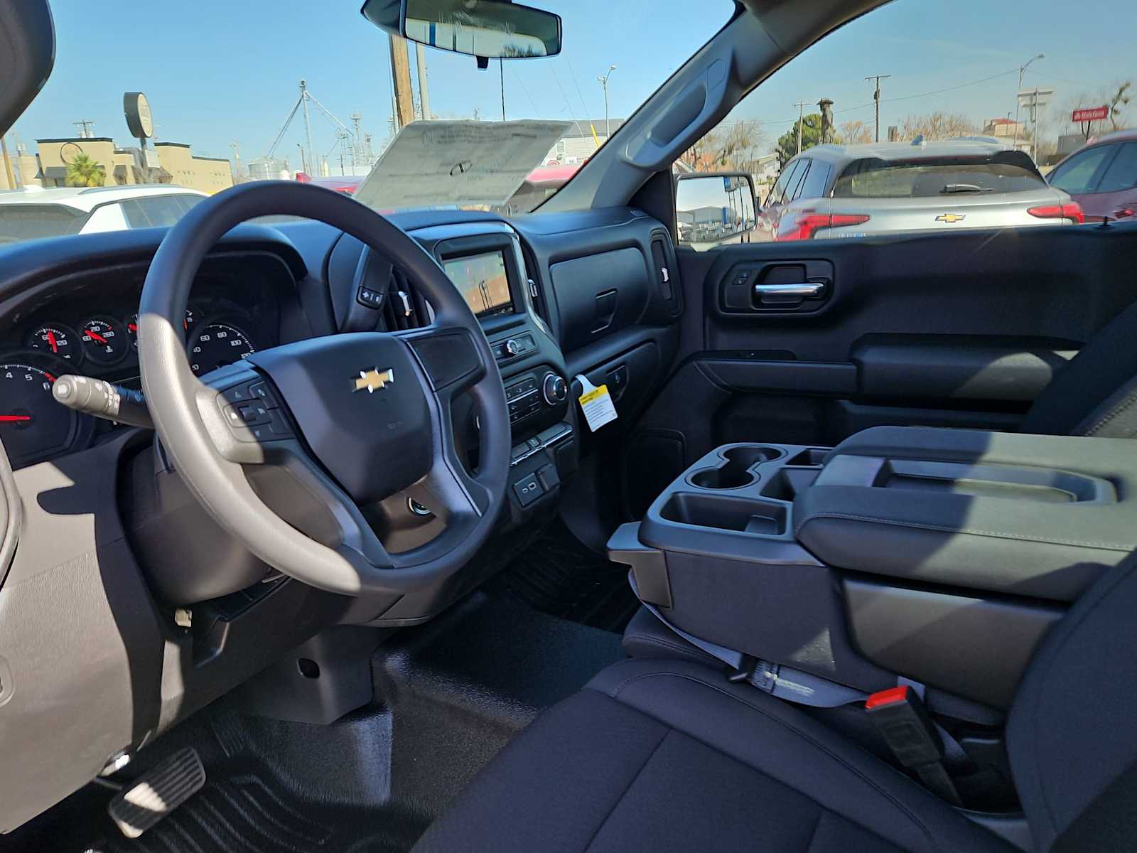 Thumbnail: 2025 Chevrolet Silverado 1500 - 2