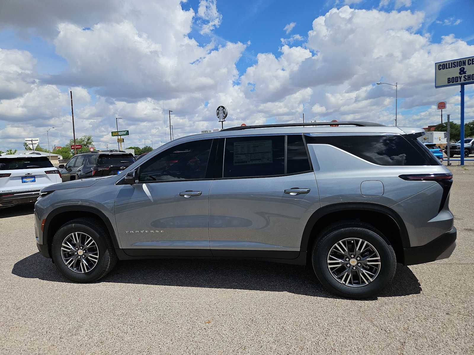 Thumbnail: 2026 Chevrolet Traverse - 5