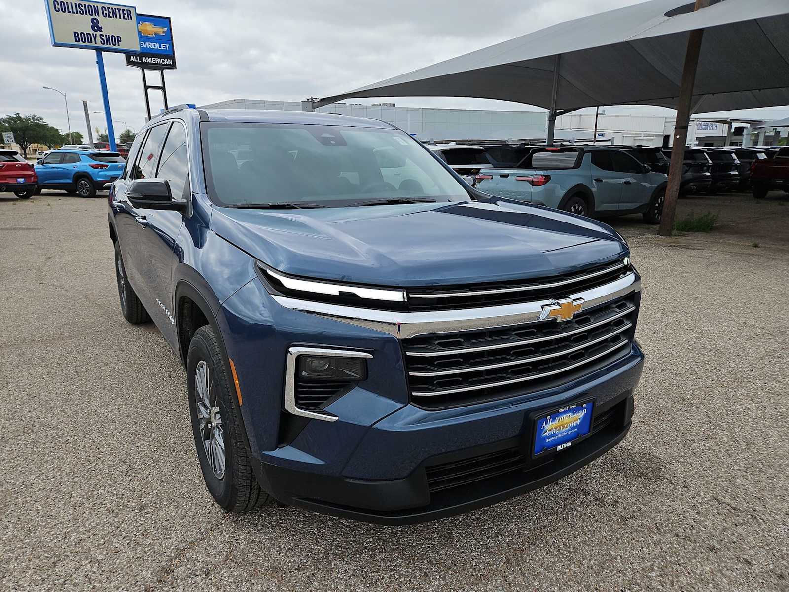 Thumbnail: 2026 Chevrolet Traverse - 2