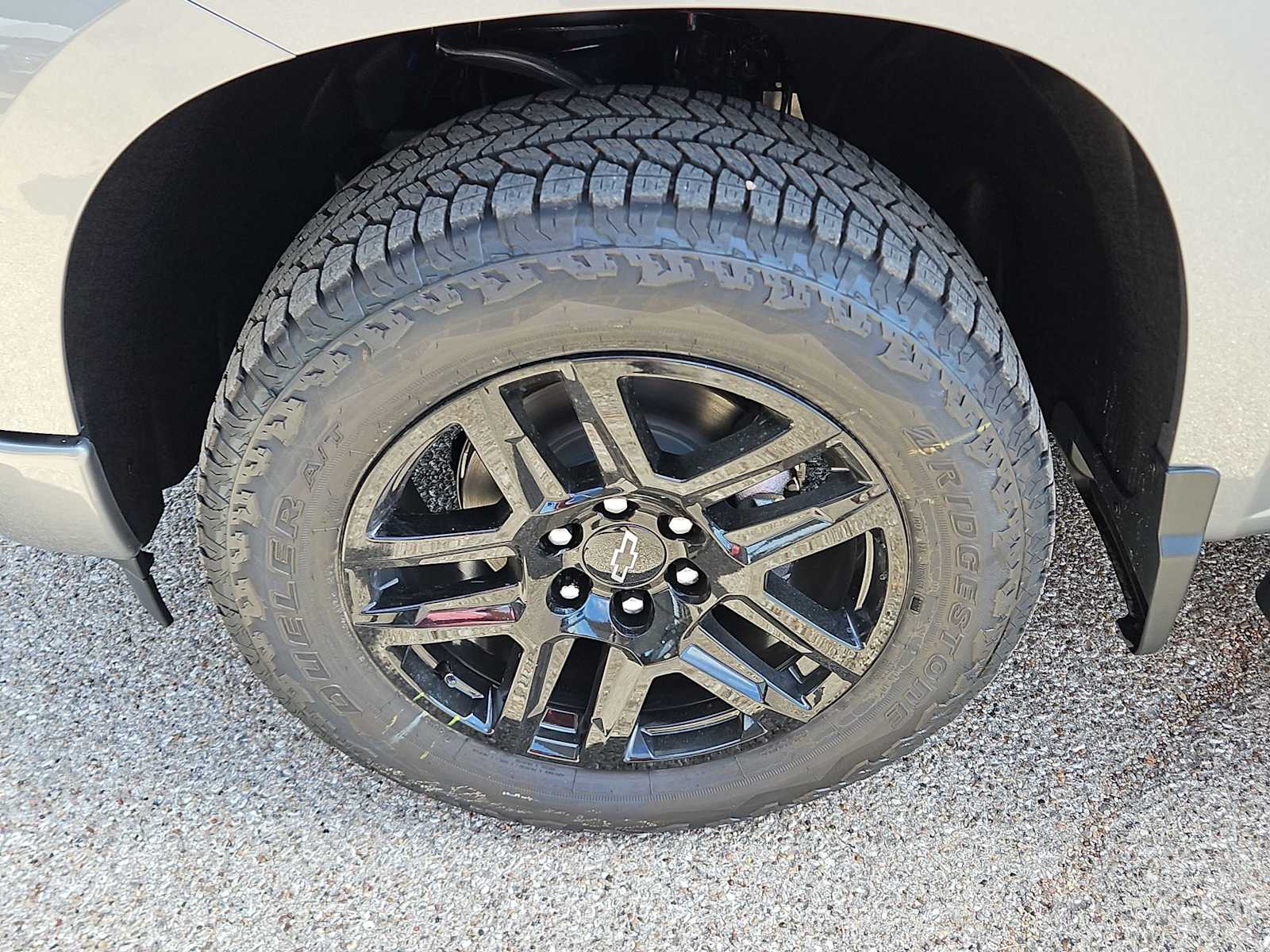 Thumbnail: 2026 Chevrolet Silverado 1500 - 12