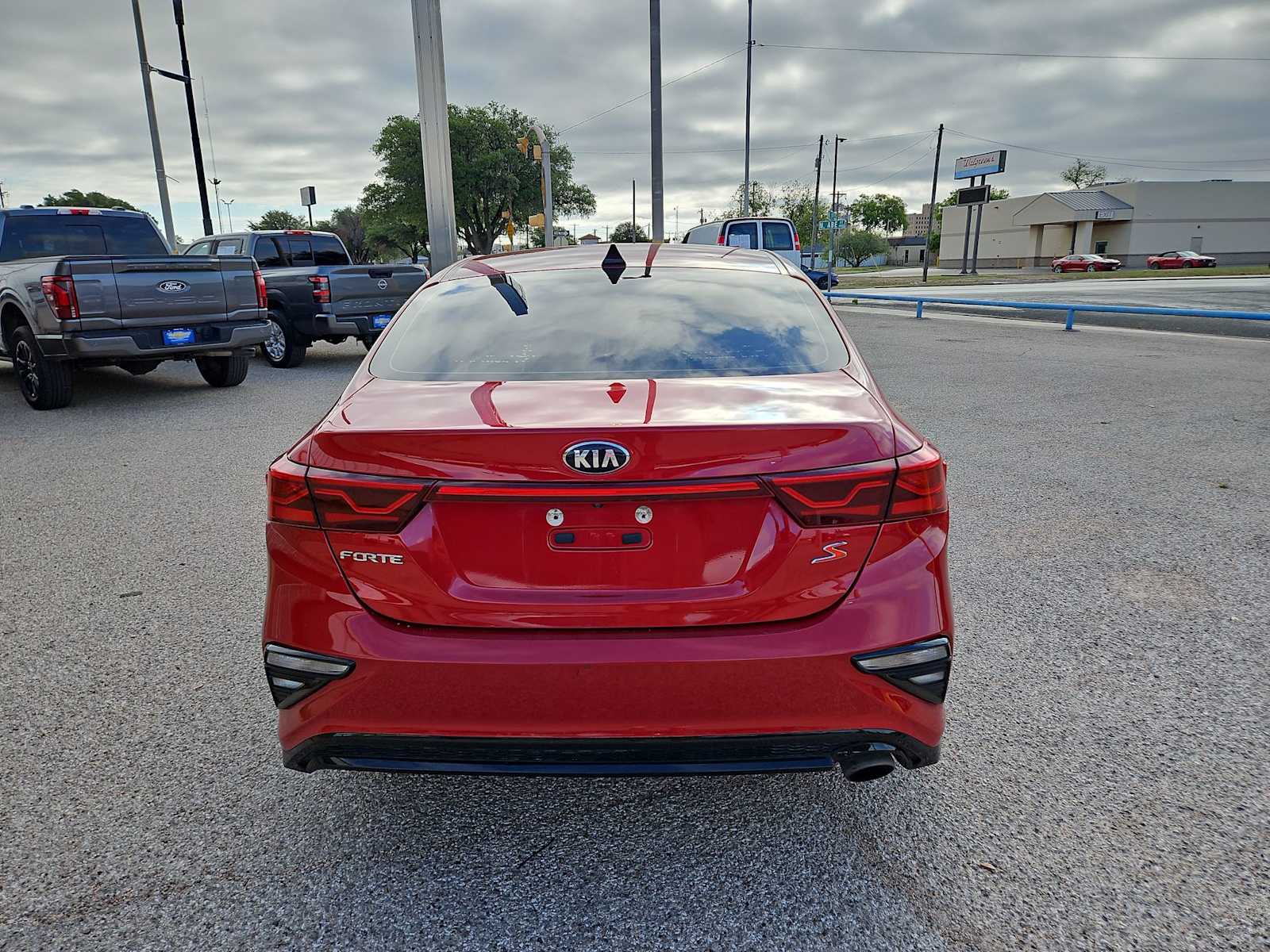 Thumbnail: 2019 Kia Forte - 8