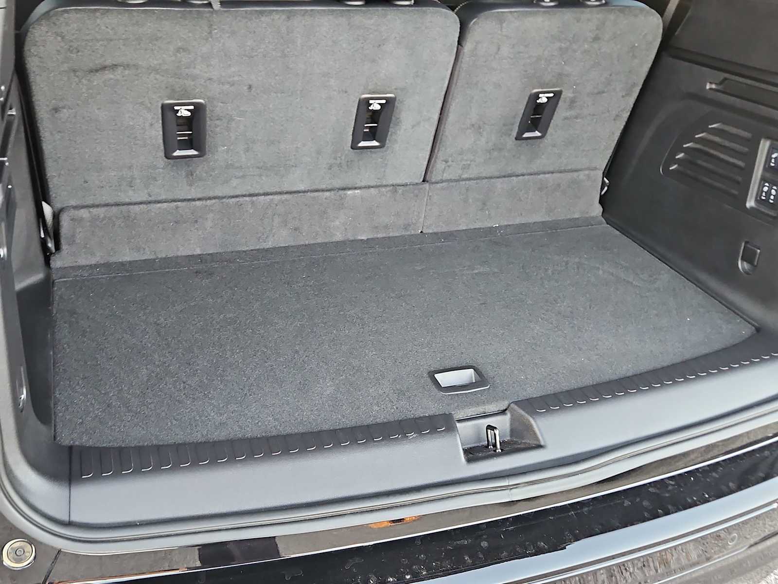 Thumbnail: 2025 Chevrolet Traverse - 23