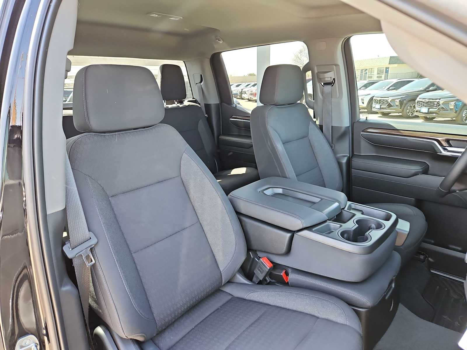 Thumbnail: 2024 Chevrolet Silverado 1500 - 21