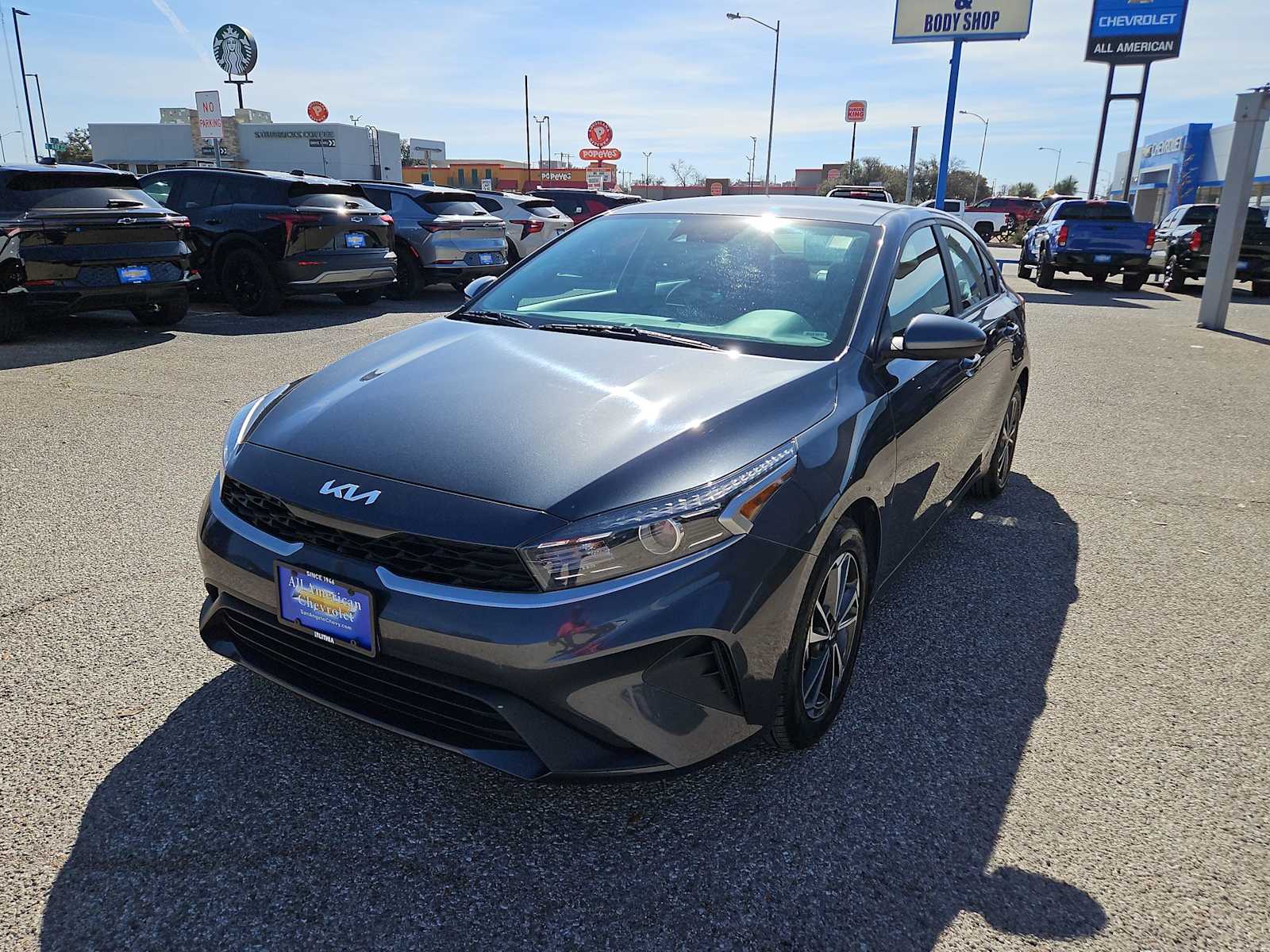 Thumbnail: 2024 Kia Forte - 4