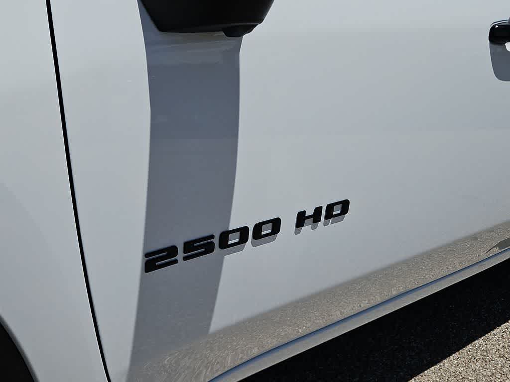 Thumbnail: 2026 Chevrolet Silverado 2500 - 11
