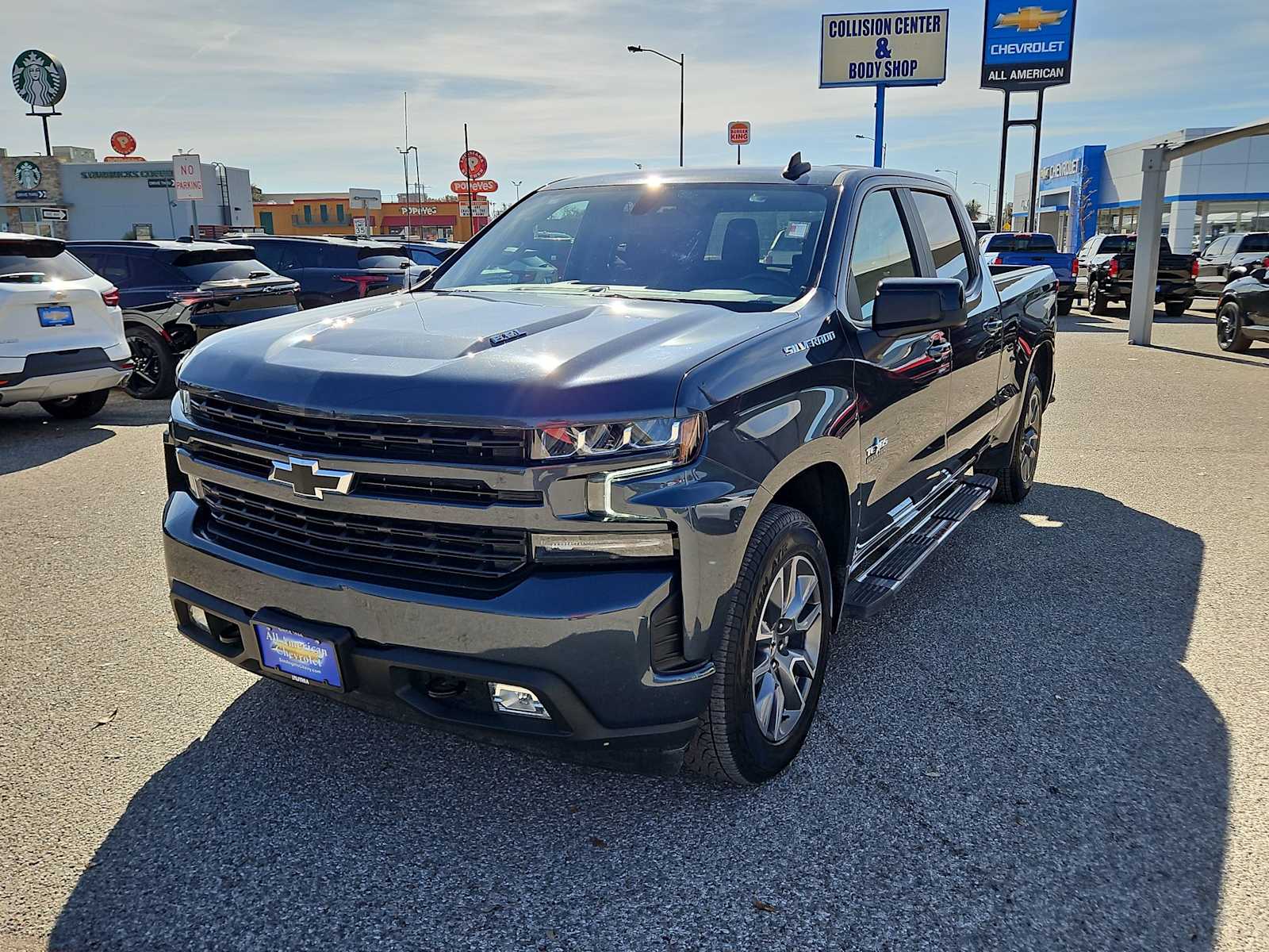 Thumbnail: 2021 Chevrolet Silverado 1500 - 4